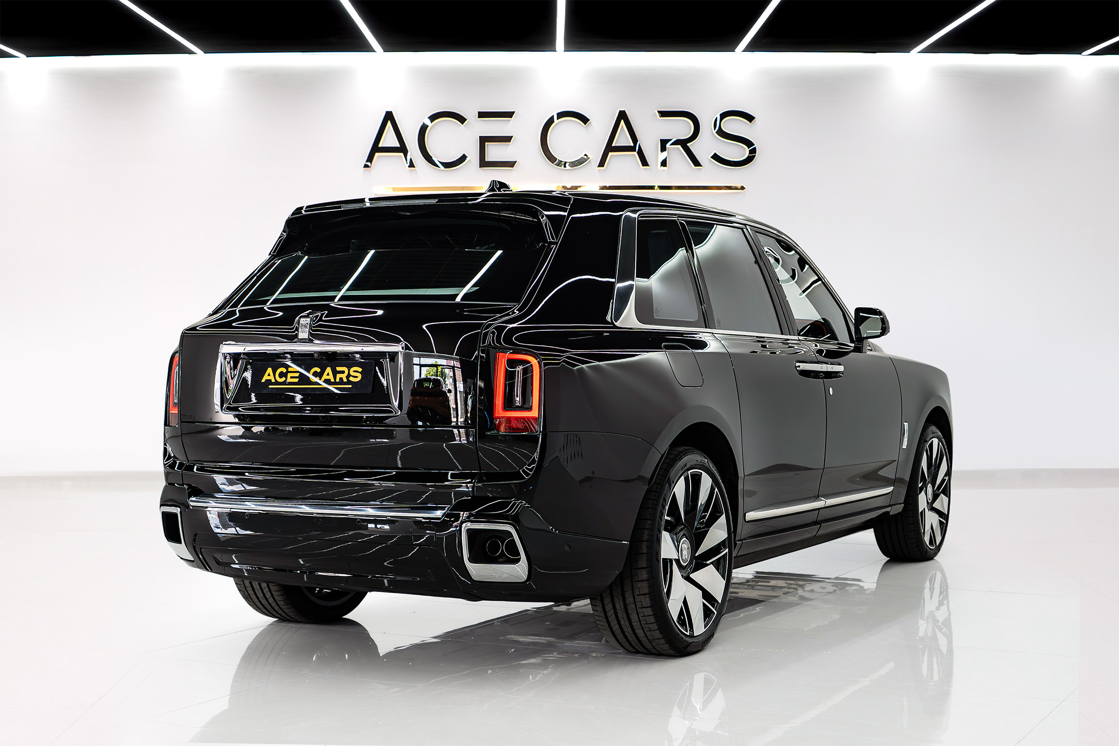 ROLLS ROYCE photo 2