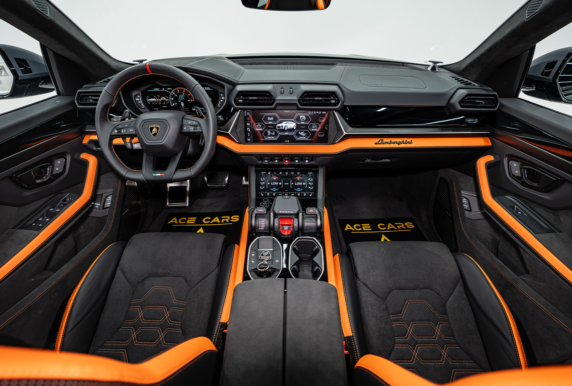 LAMBORGHINI photo 5