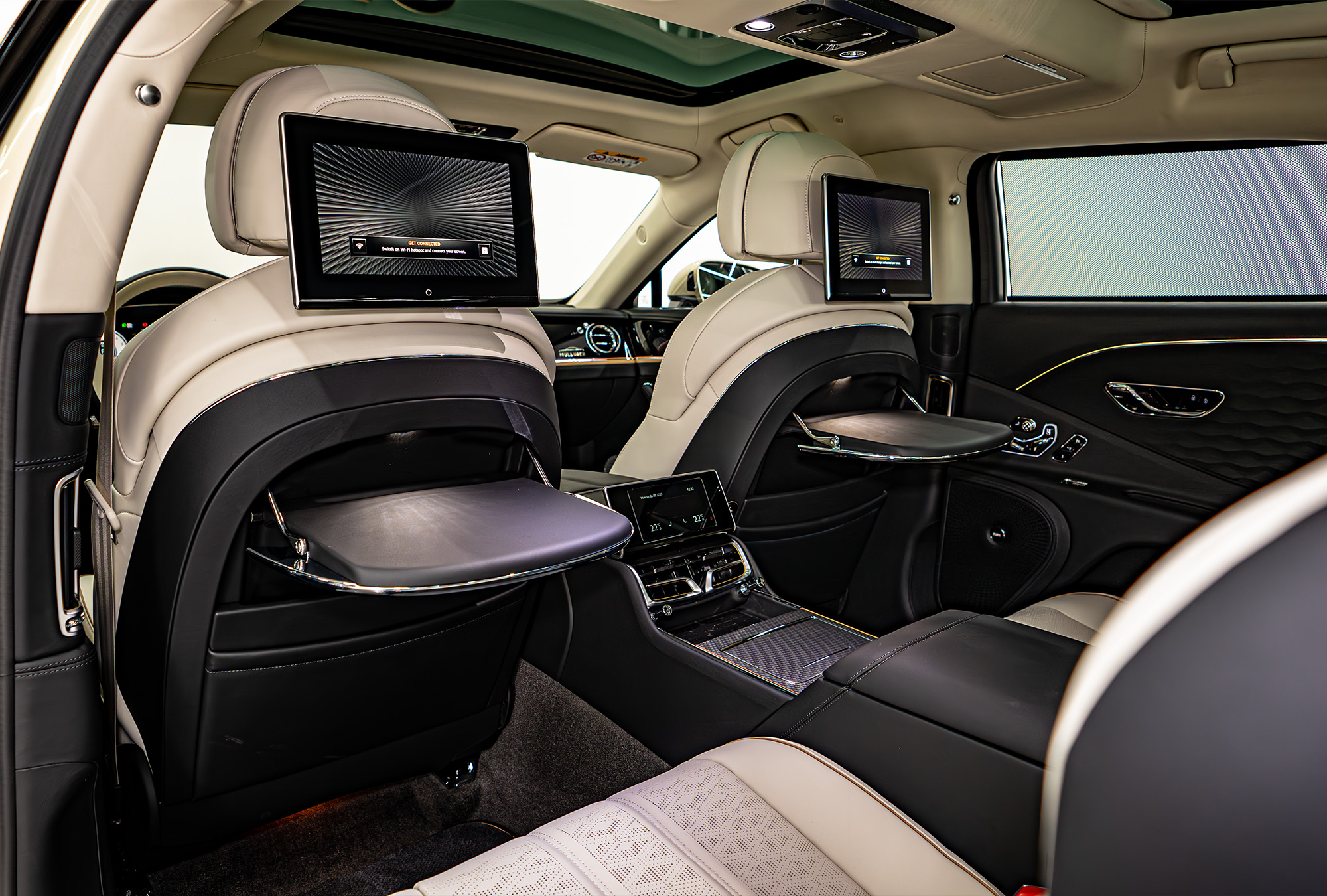BENTLEY photo 7