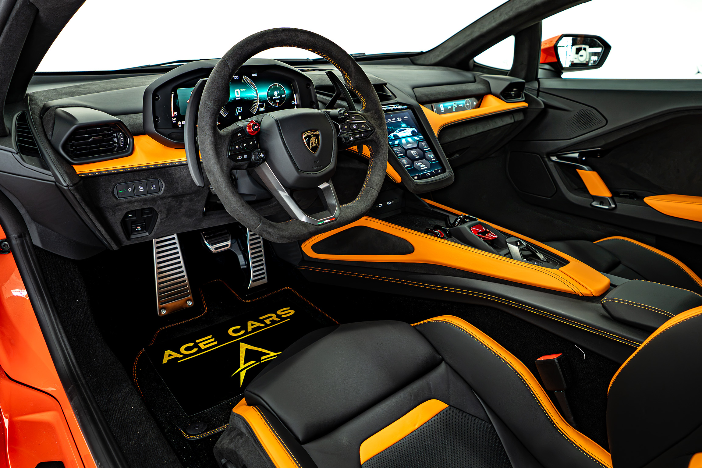 LAMBORGHINI photo 6
