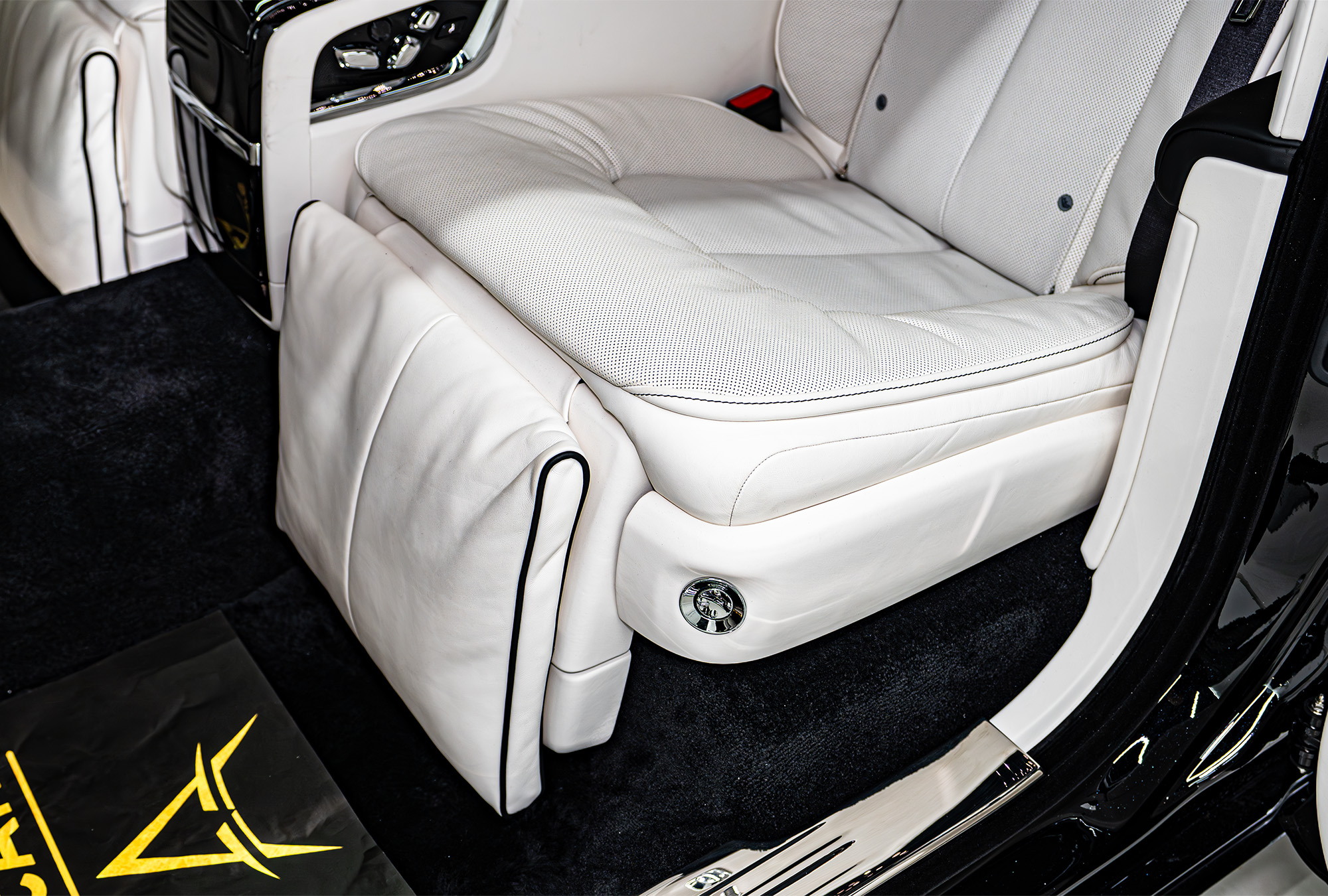 ROLLS ROYCE photo 8