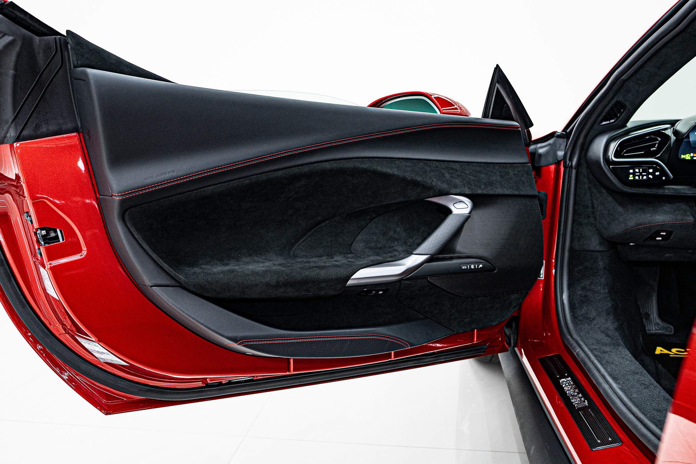 FERRARI photo 16