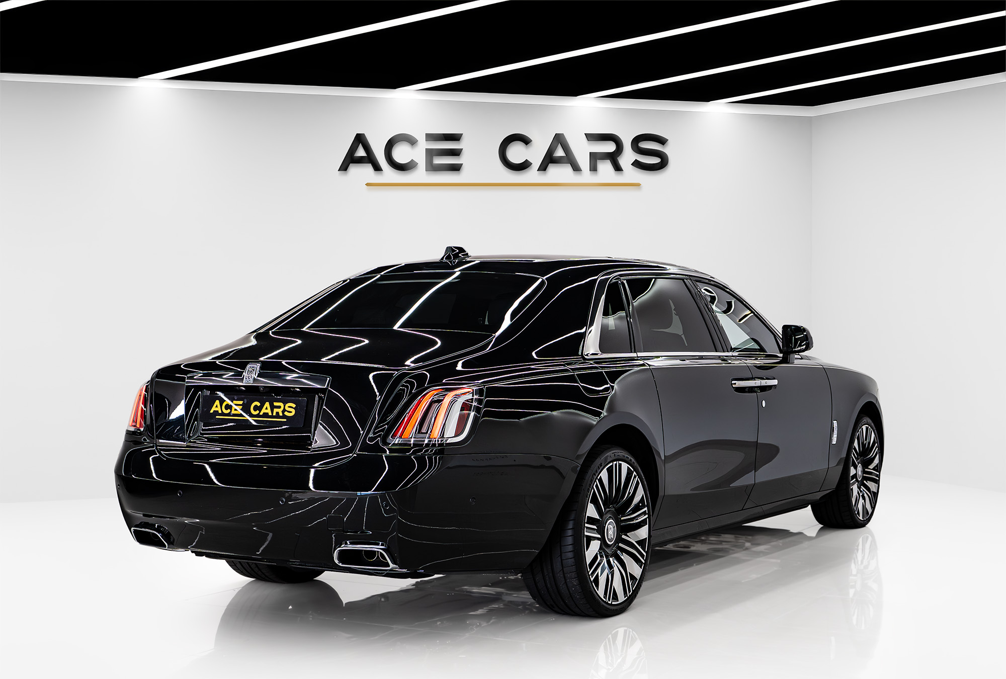 ROLLS ROYCE photo 2