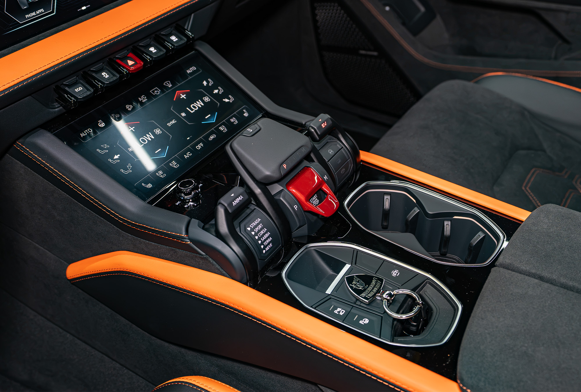LAMBORGHINI photo 11