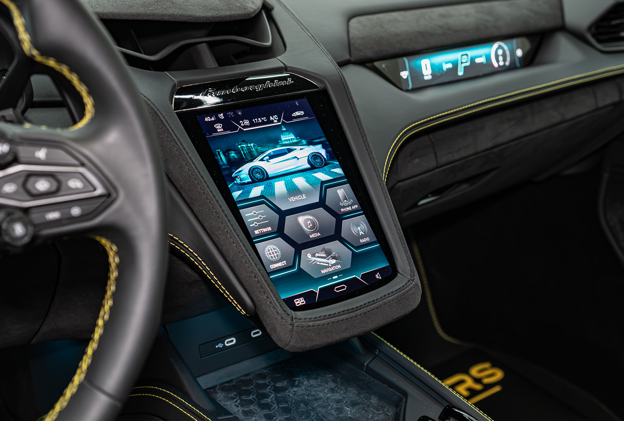 LAMBORGHINI photo 8