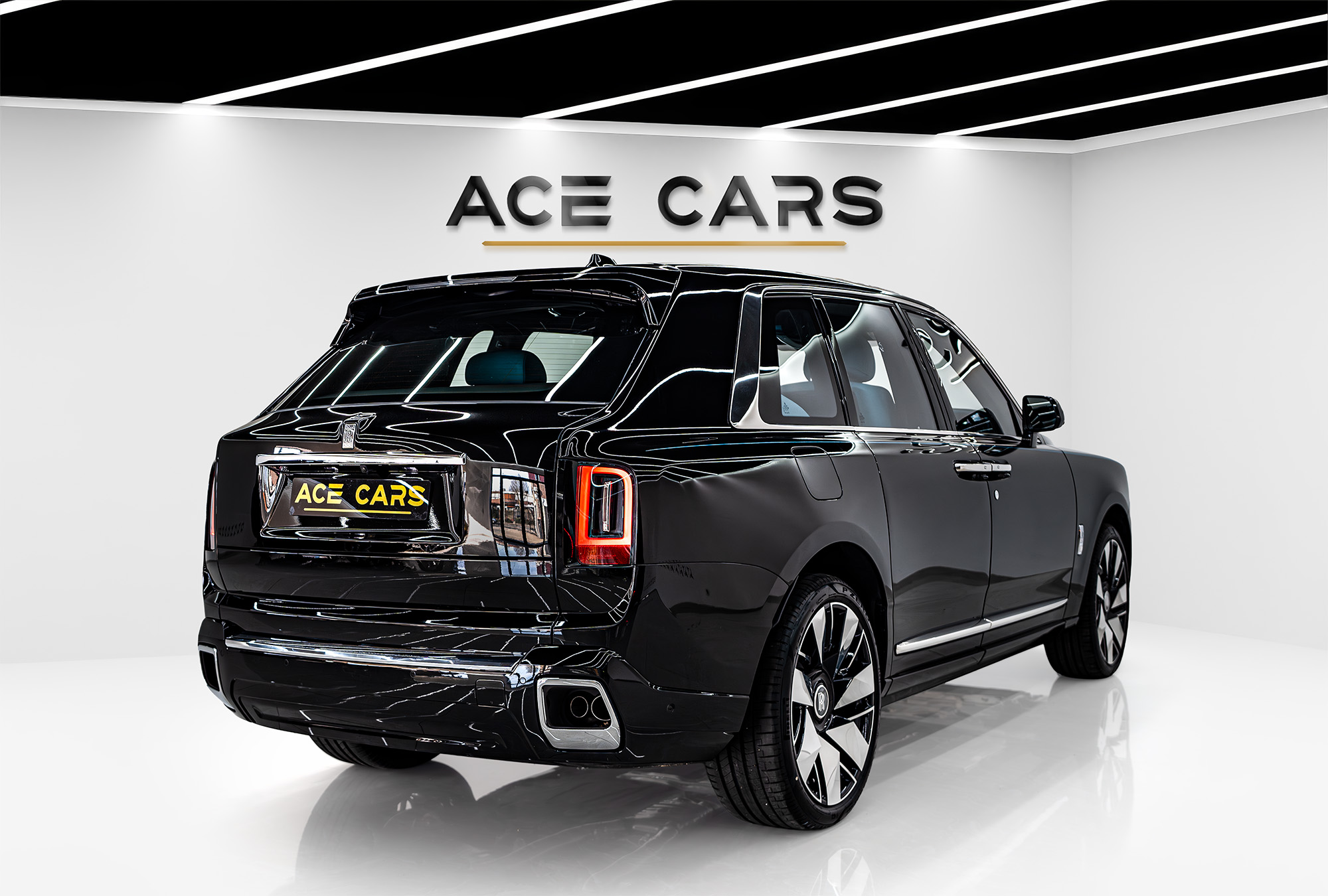 ROLLS ROYCE photo 2