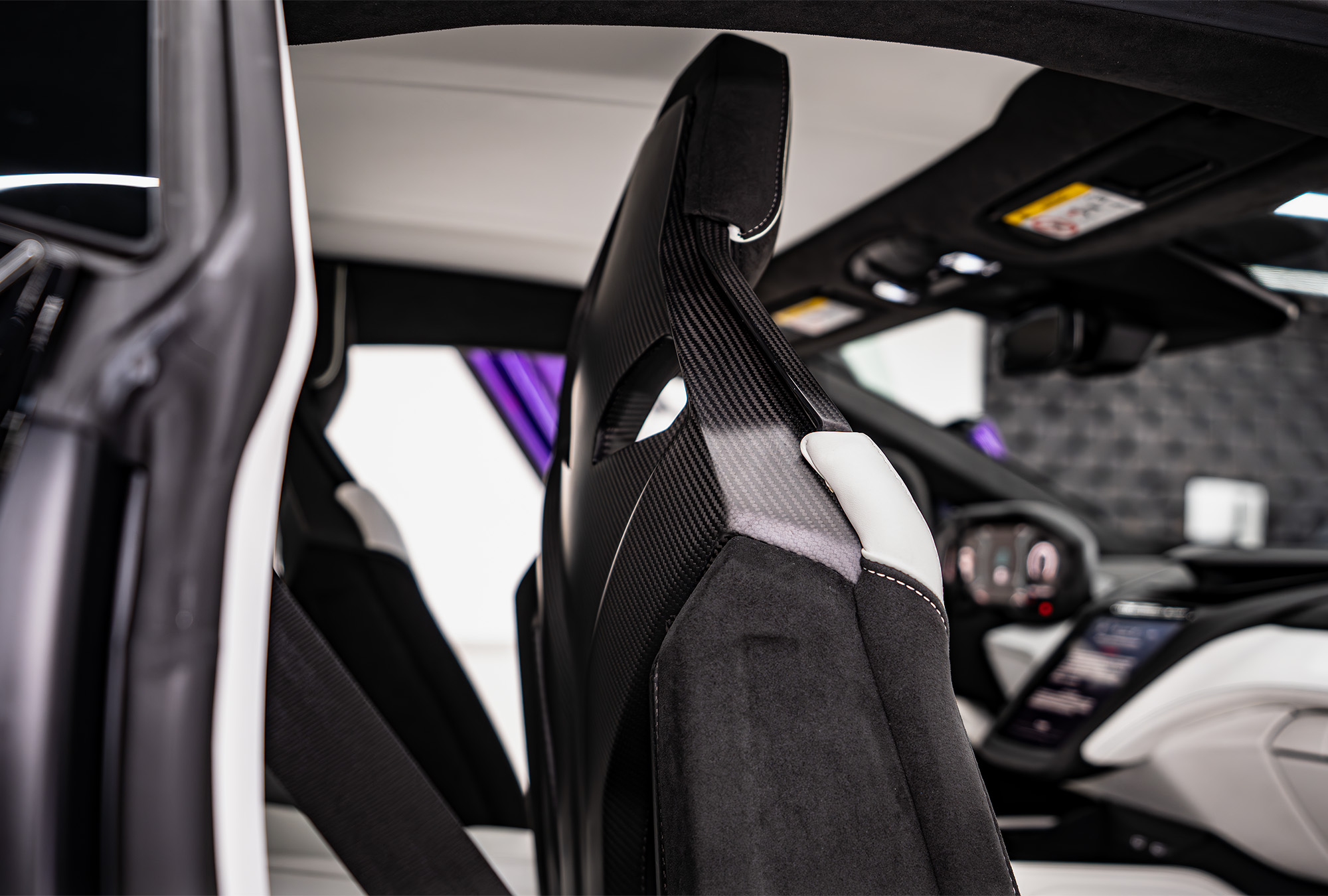 LAMBORGHINI photo 10