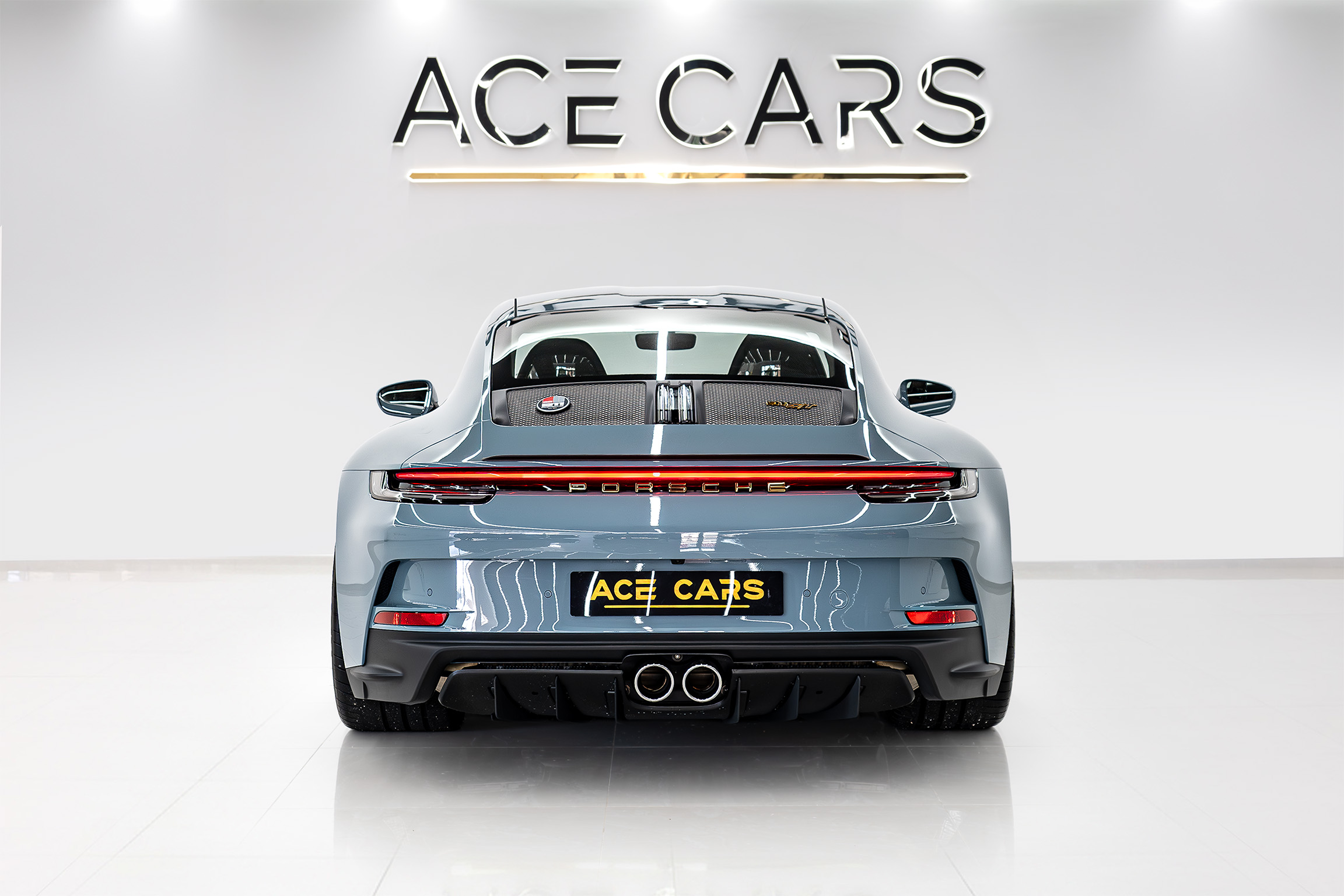 PORSCHE photo 4