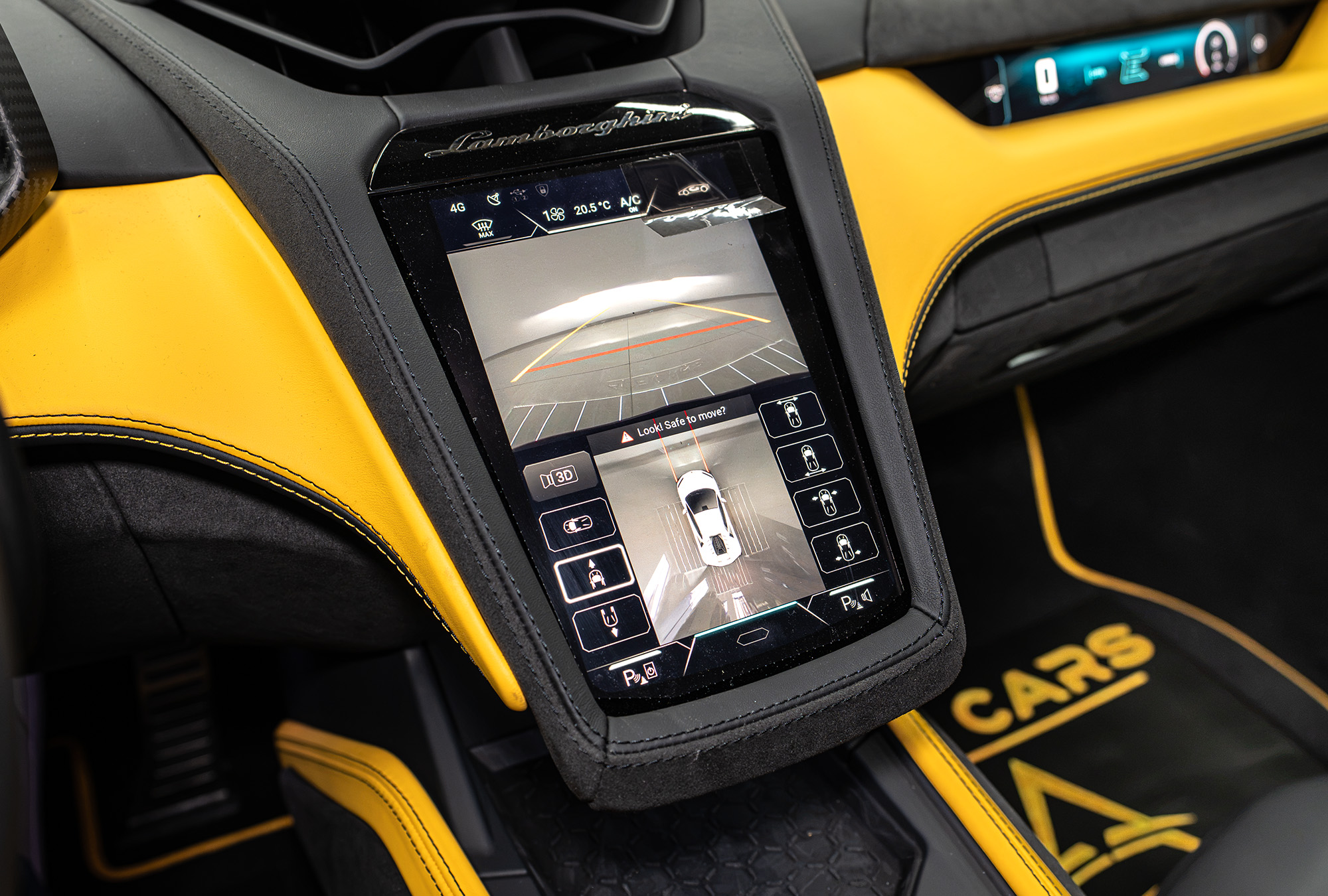 LAMBORGHINI photo 9