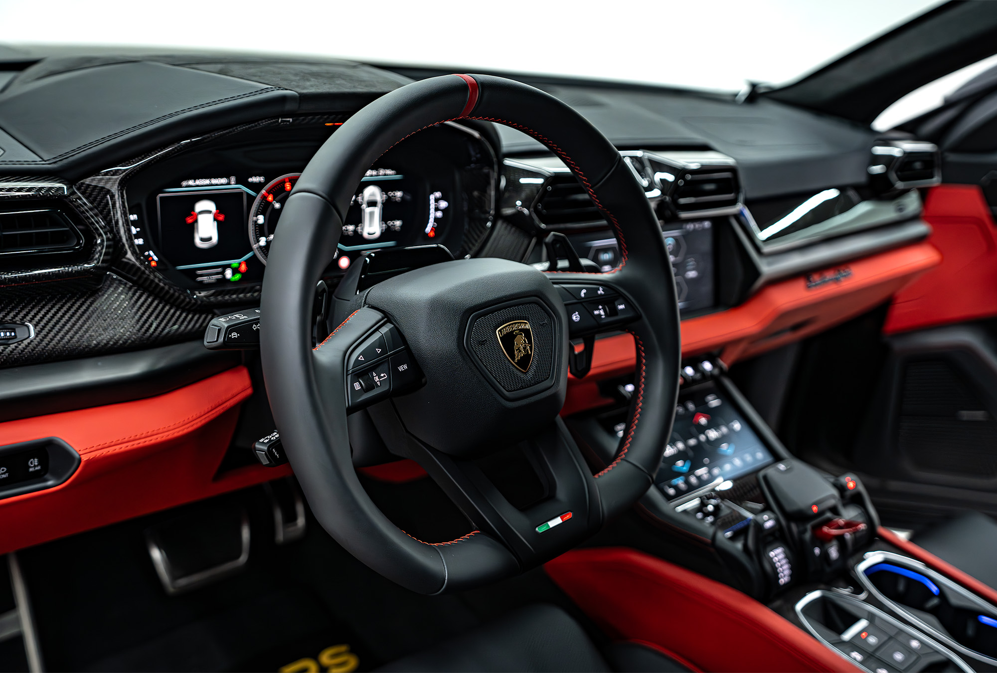 LAMBORGHINI photo 18