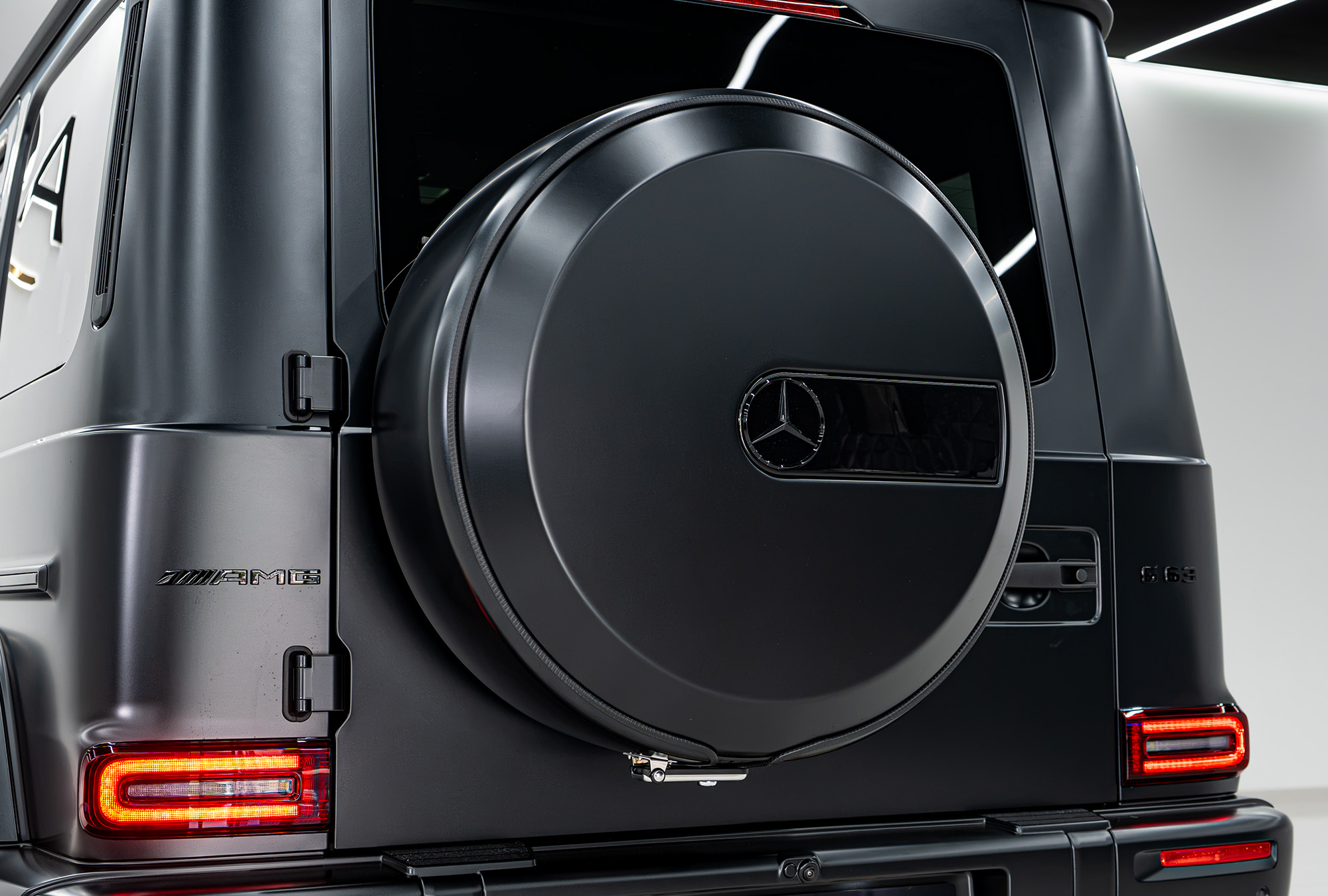 MERCEDES-BENZ photo 28