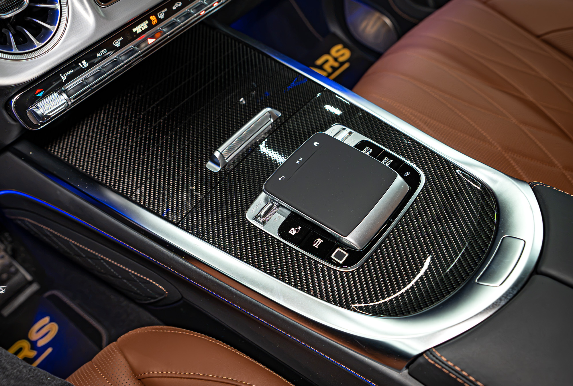 MERCEDES-BENZ photo 12