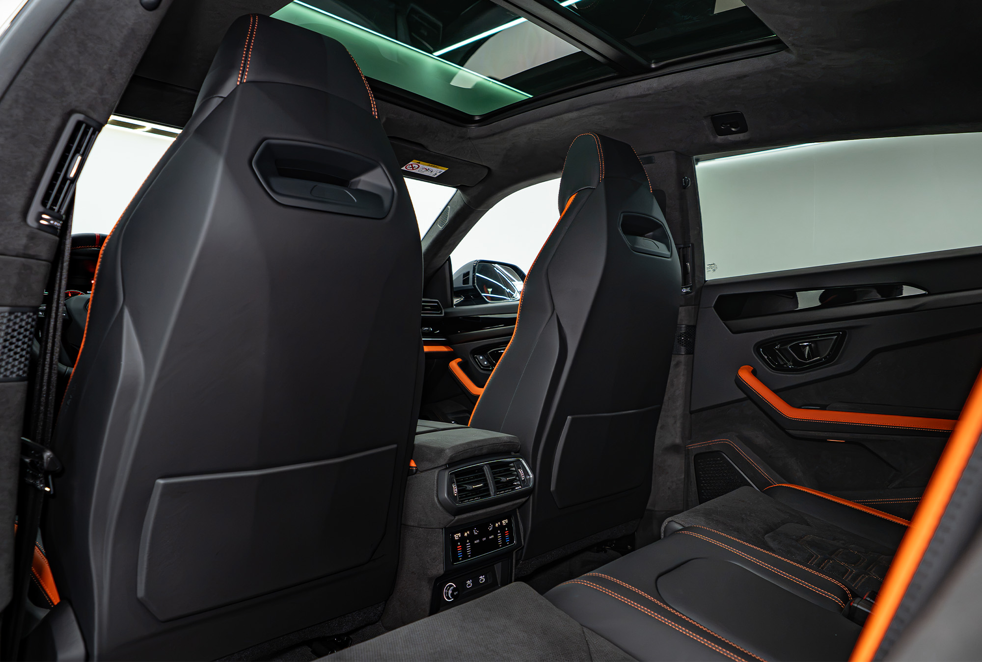 LAMBORGHINI photo 7