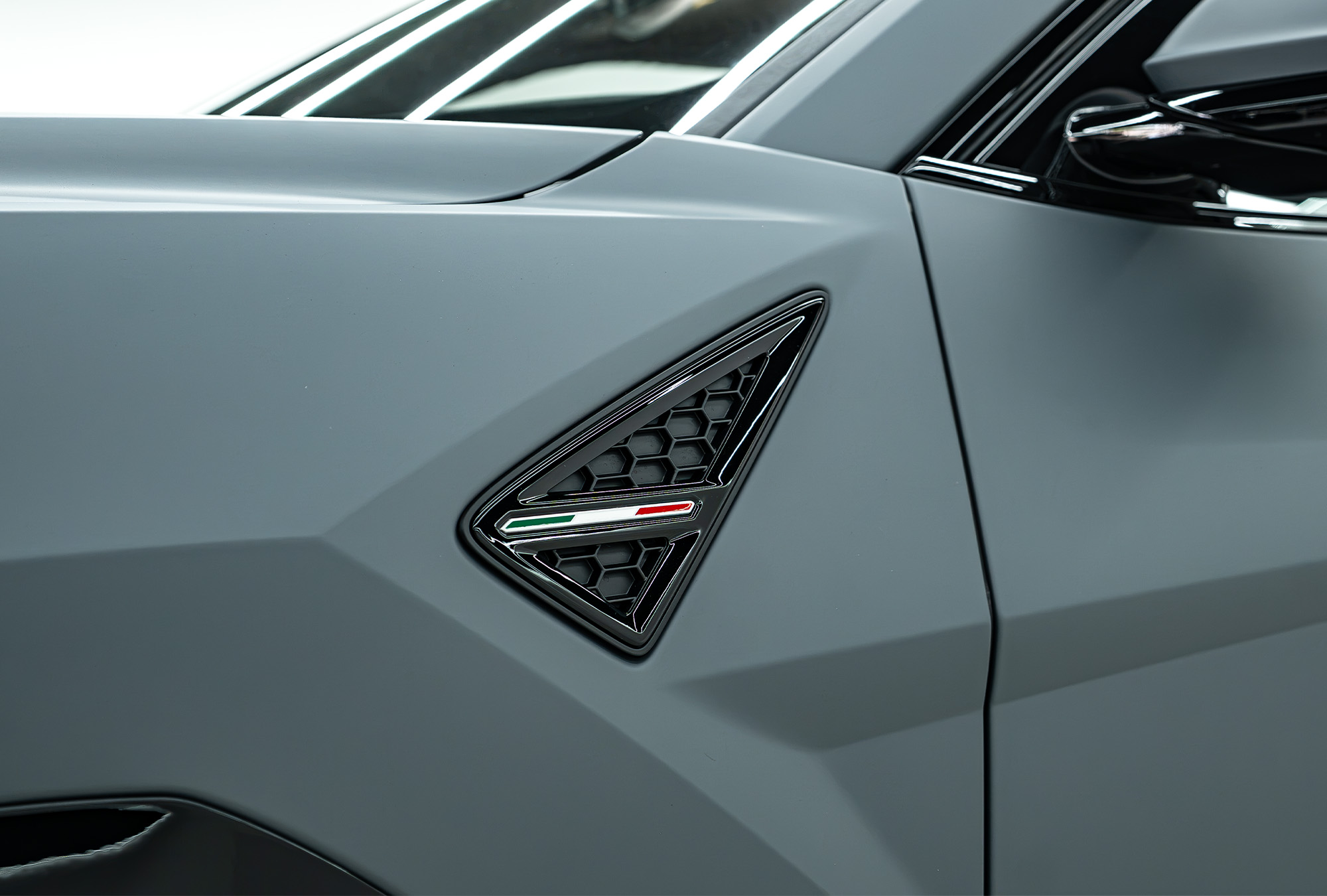 LAMBORGHINI photo 20