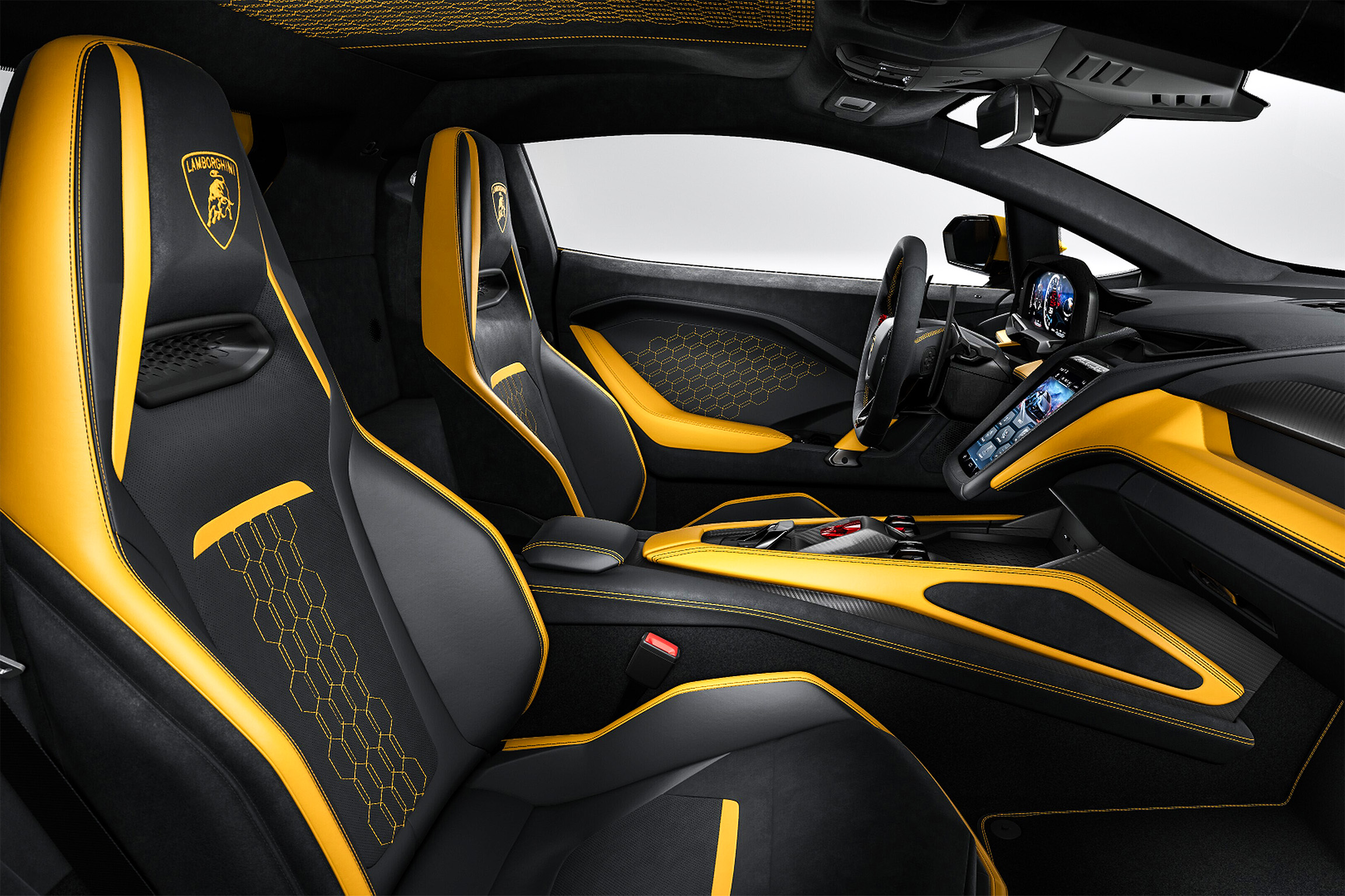 LAMBORGHINI photo 2