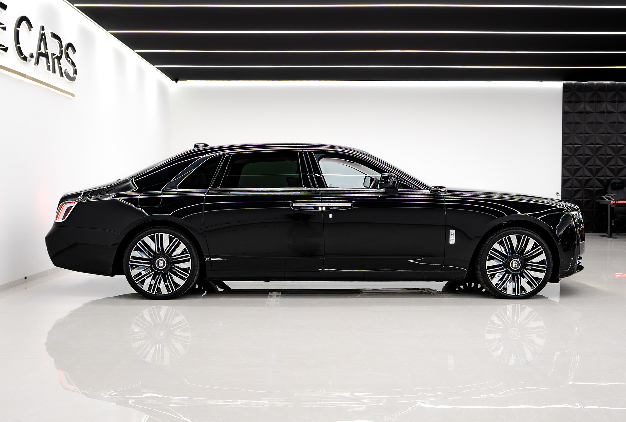 ROLLS ROYCE photo 17