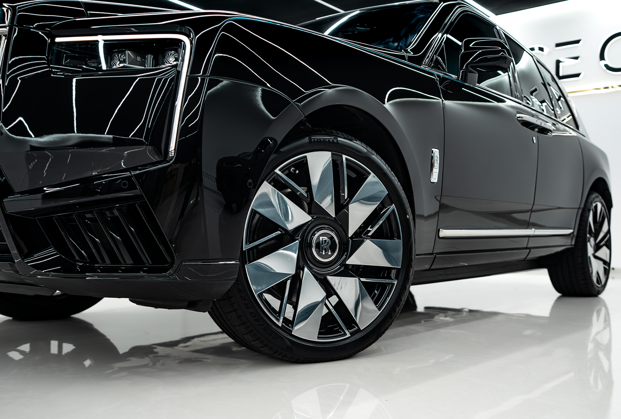 ROLLS ROYCE photo 21