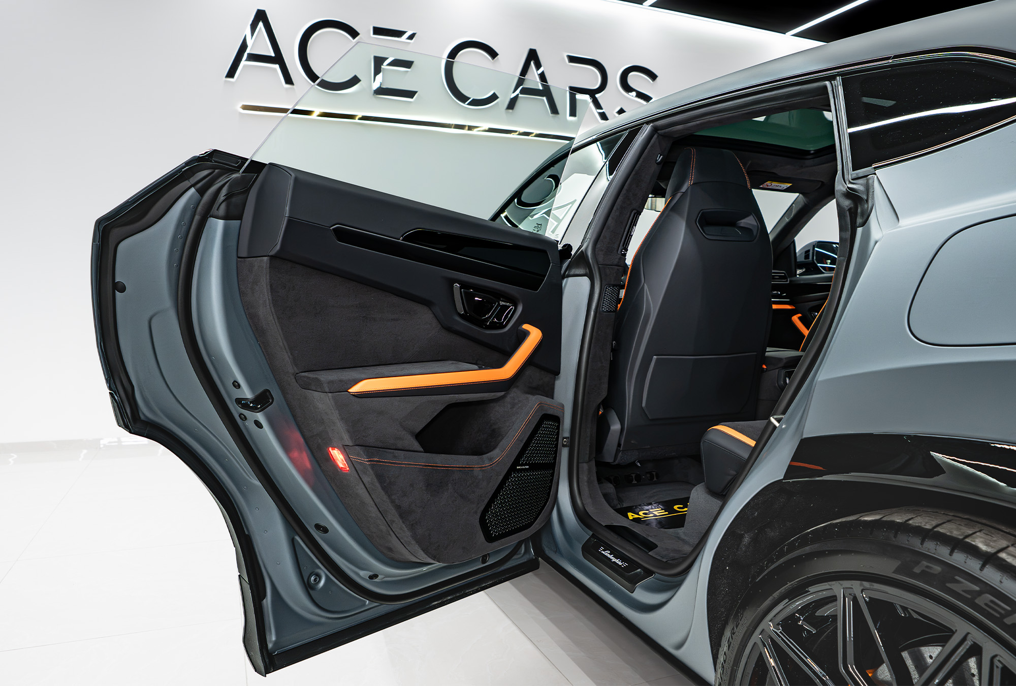 LAMBORGHINI photo 25