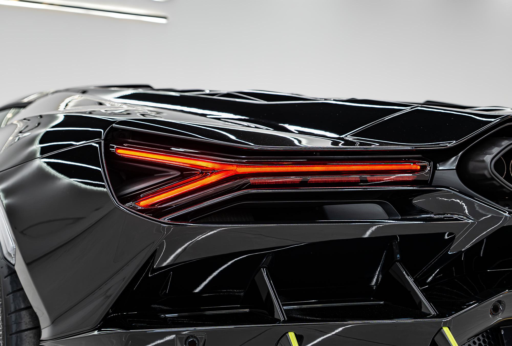 LAMBORGHINI photo 14
