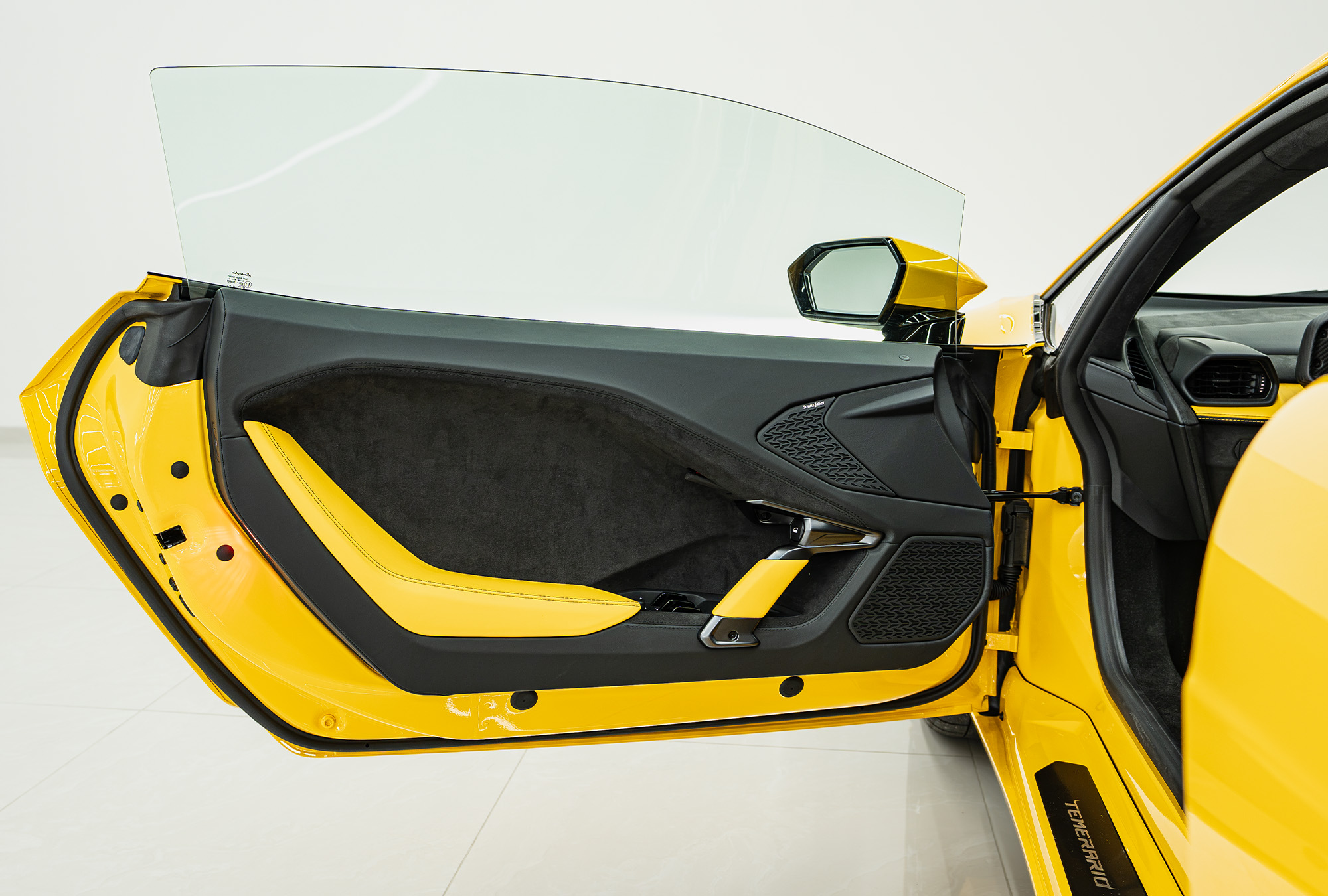 LAMBORGHINI photo 16