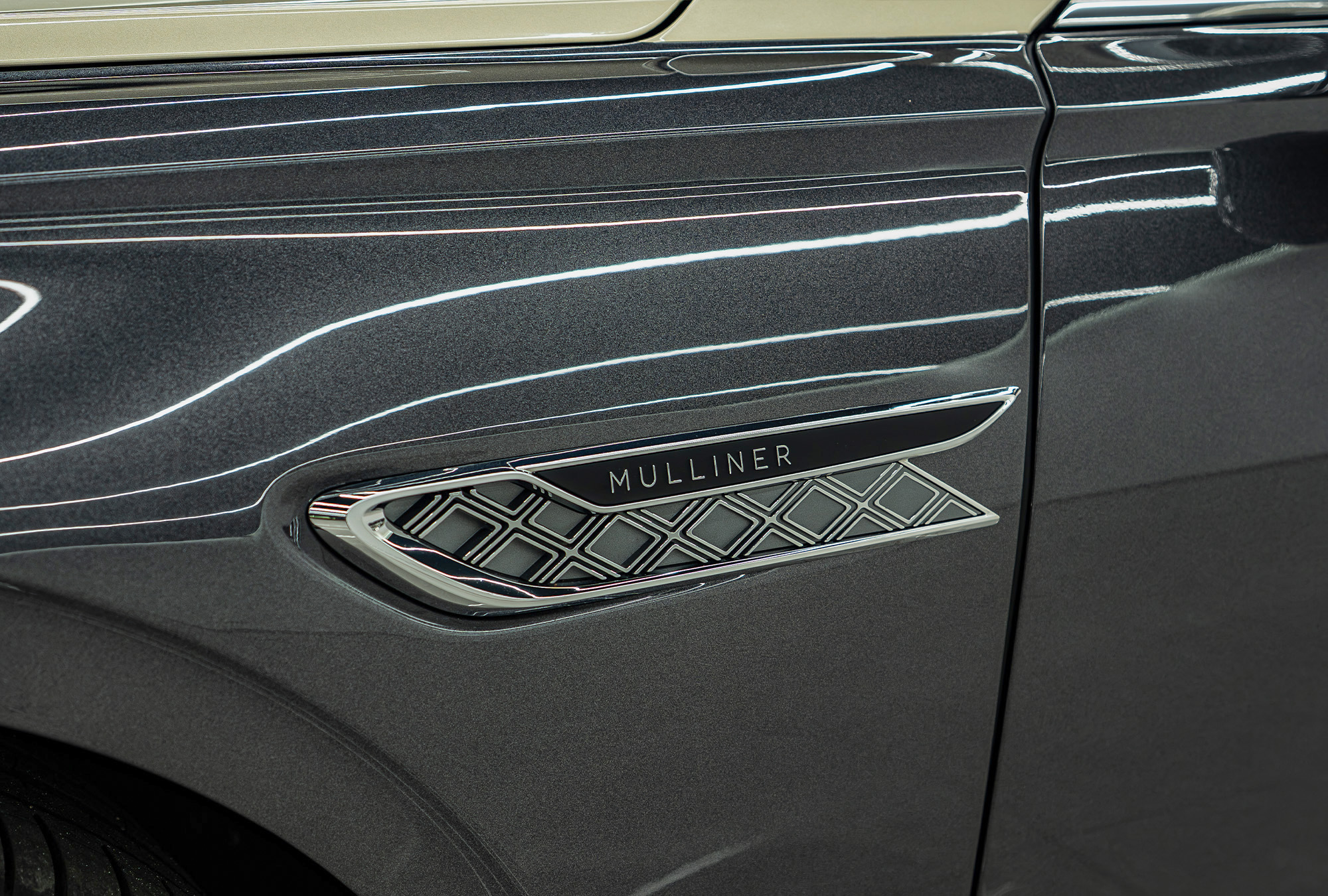 BENTLEY photo 15