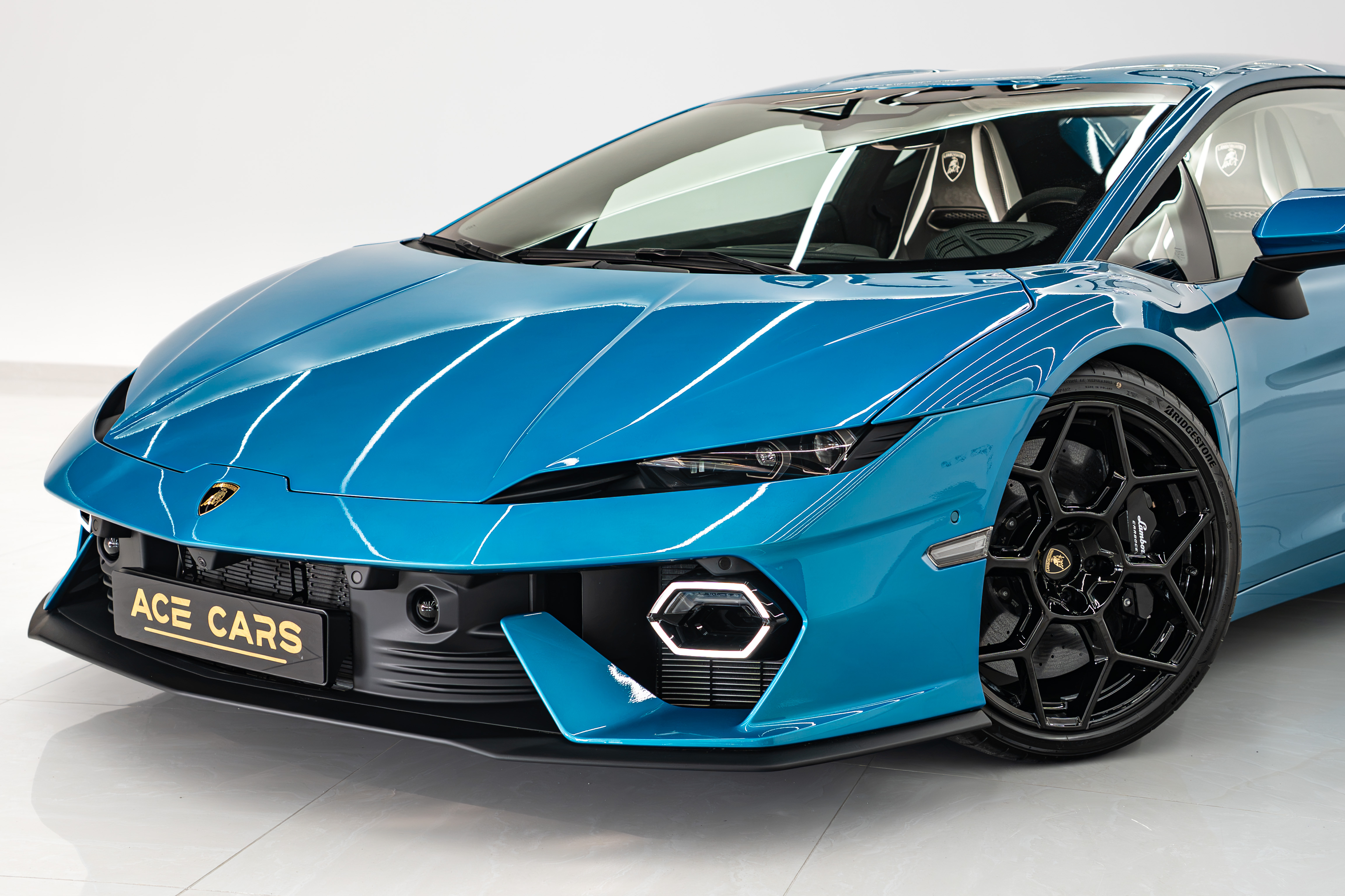 LAMBORGHINI photo 14