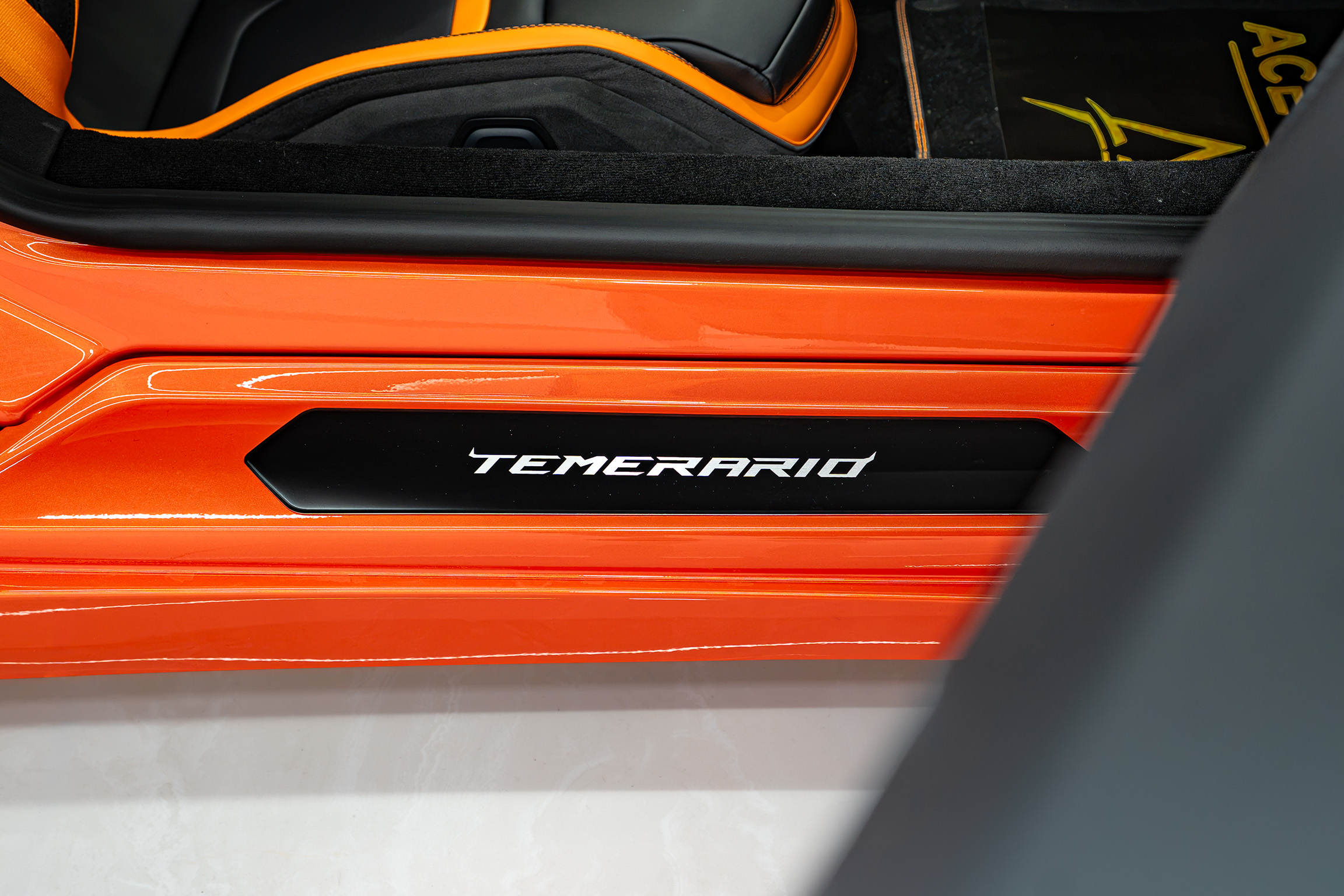 LAMBORGHINI photo 25
