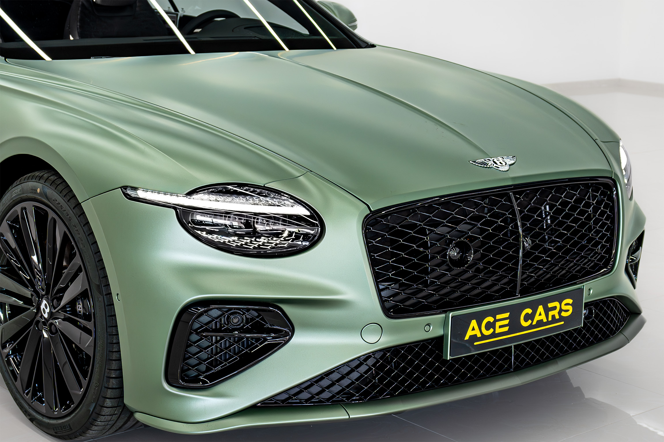 BENTLEY photo 9