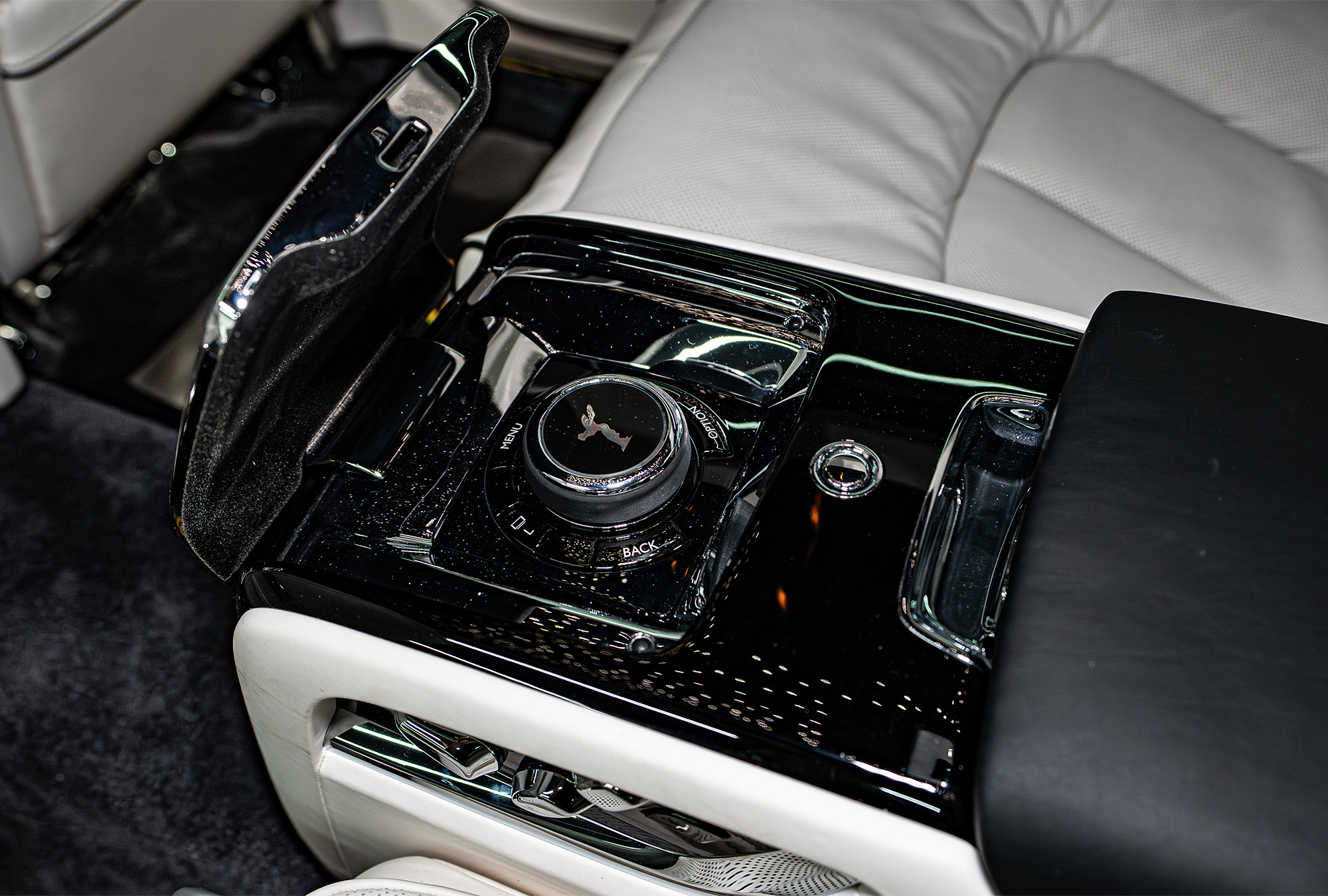ROLLS ROYCE photo 11