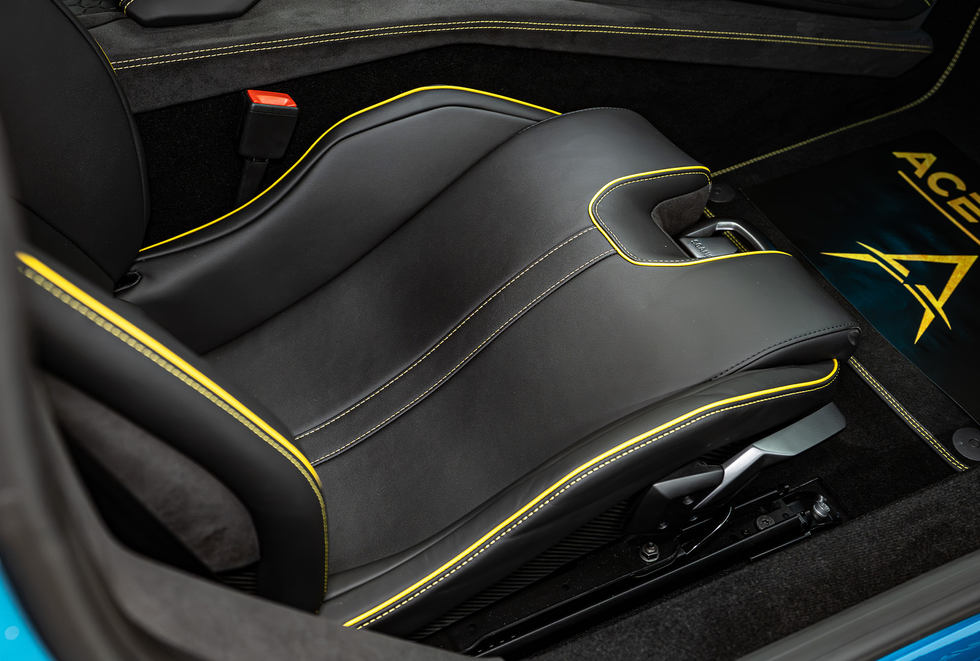 LAMBORGHINI photo 9
