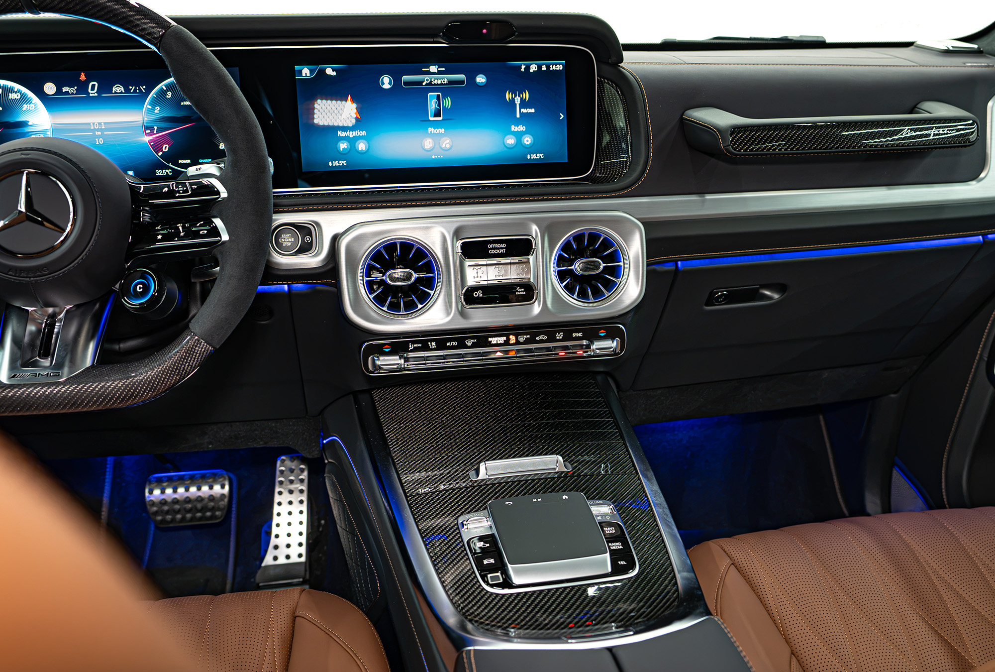 MERCEDES-BENZ photo 11