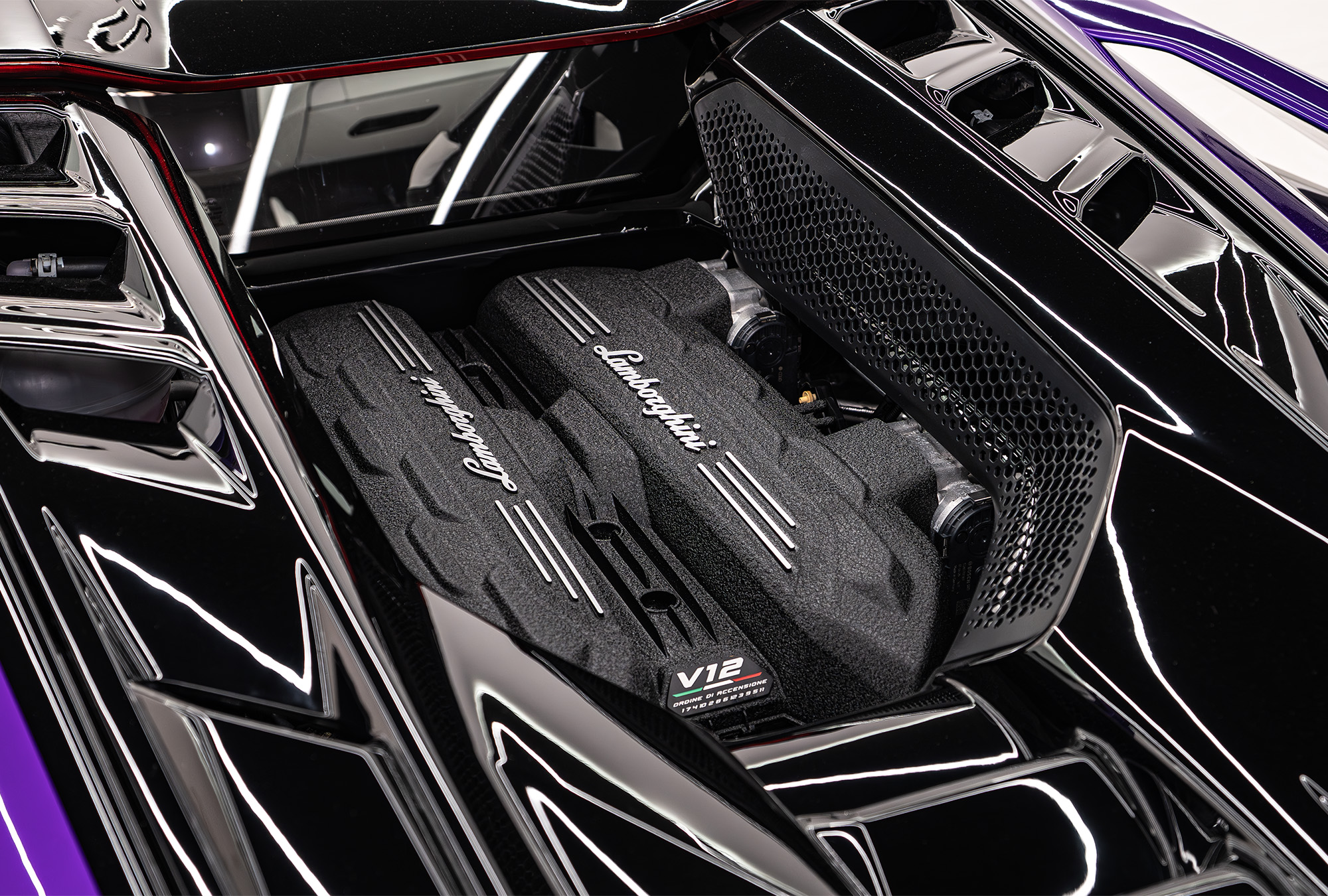 LAMBORGHINI photo 19