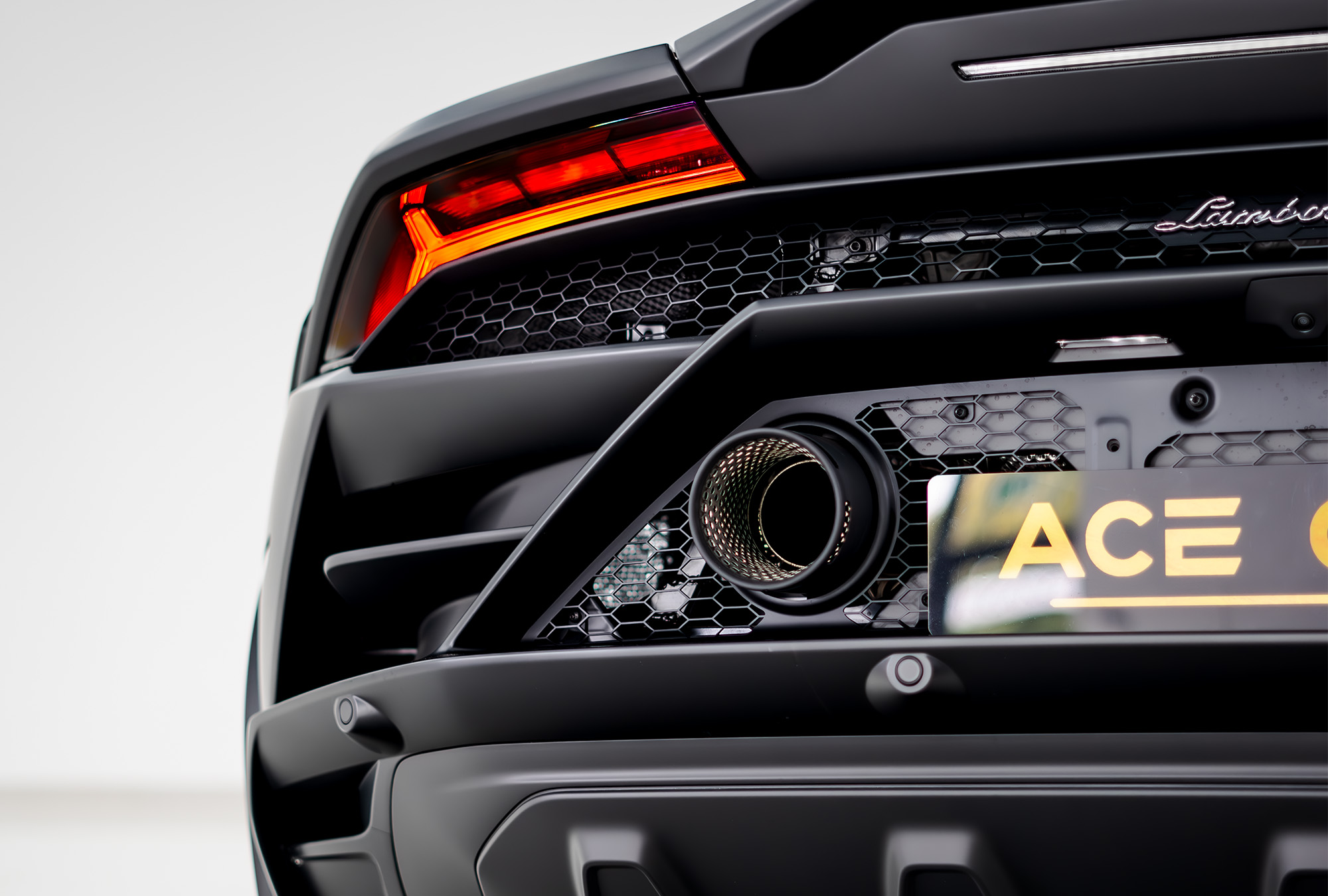 LAMBORGHINI photo 11