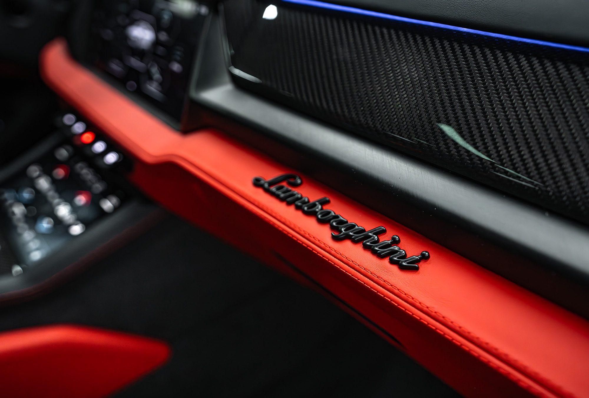 LAMBORGHINI photo 15