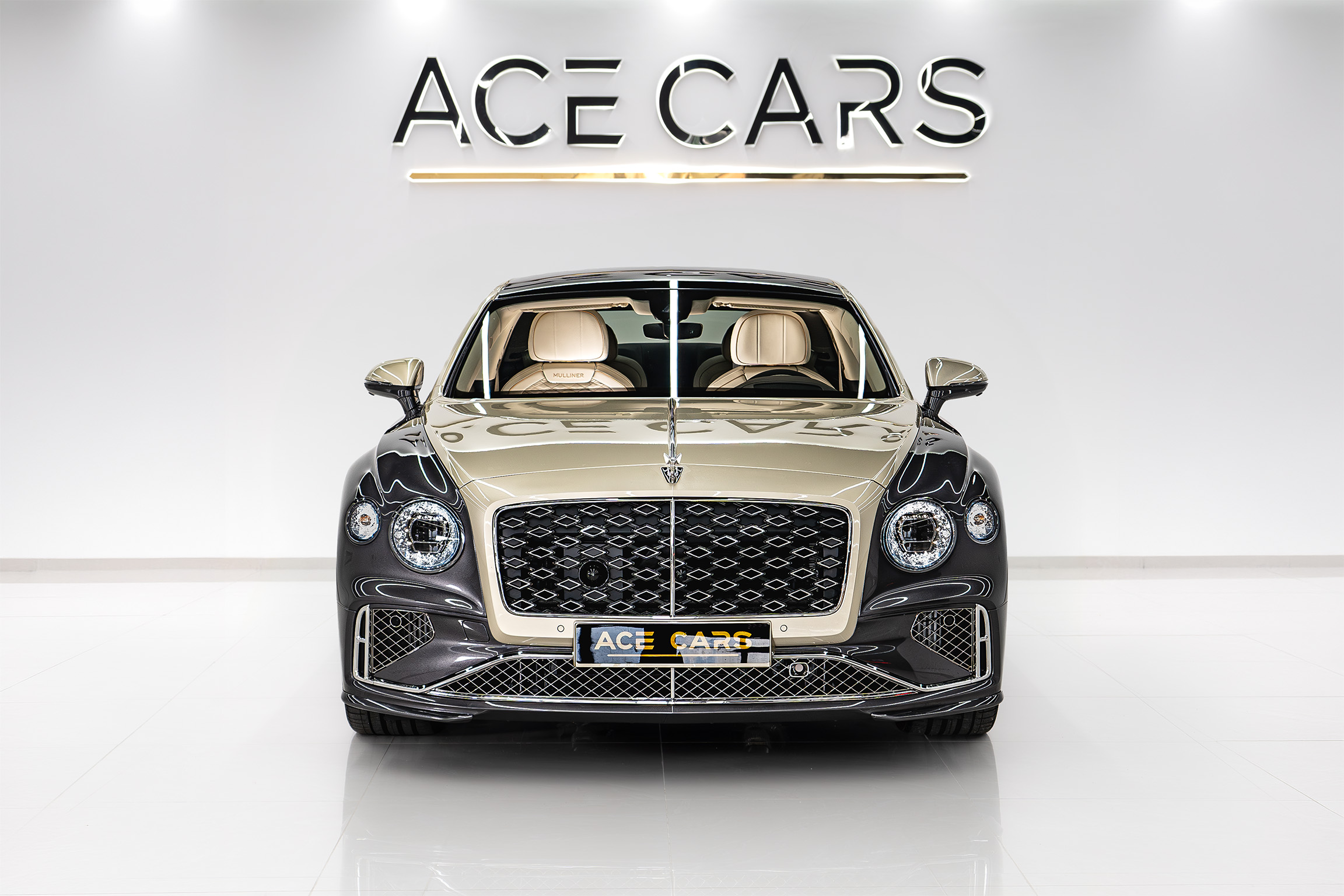 BENTLEY photo 3