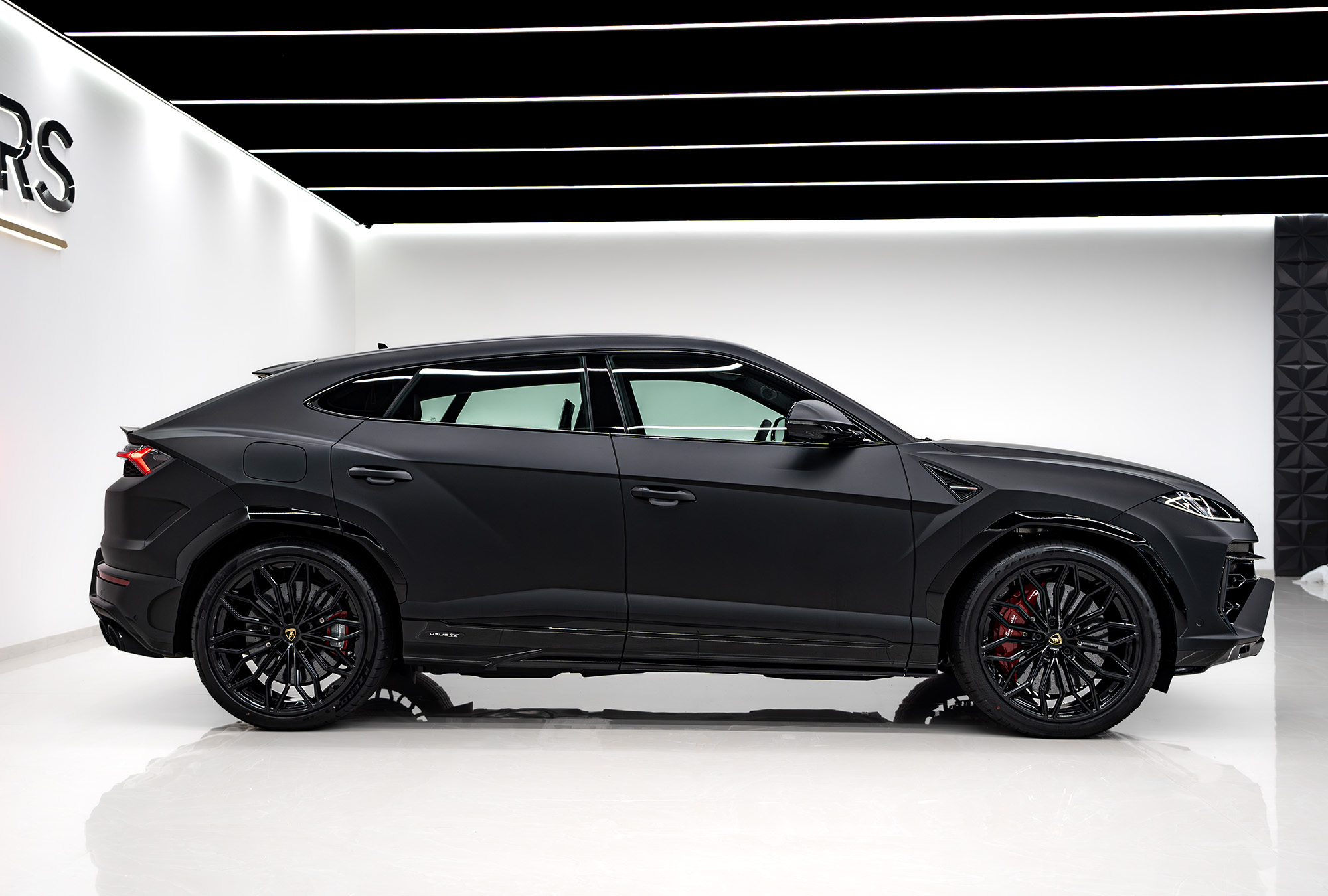 LAMBORGHINI photo 22