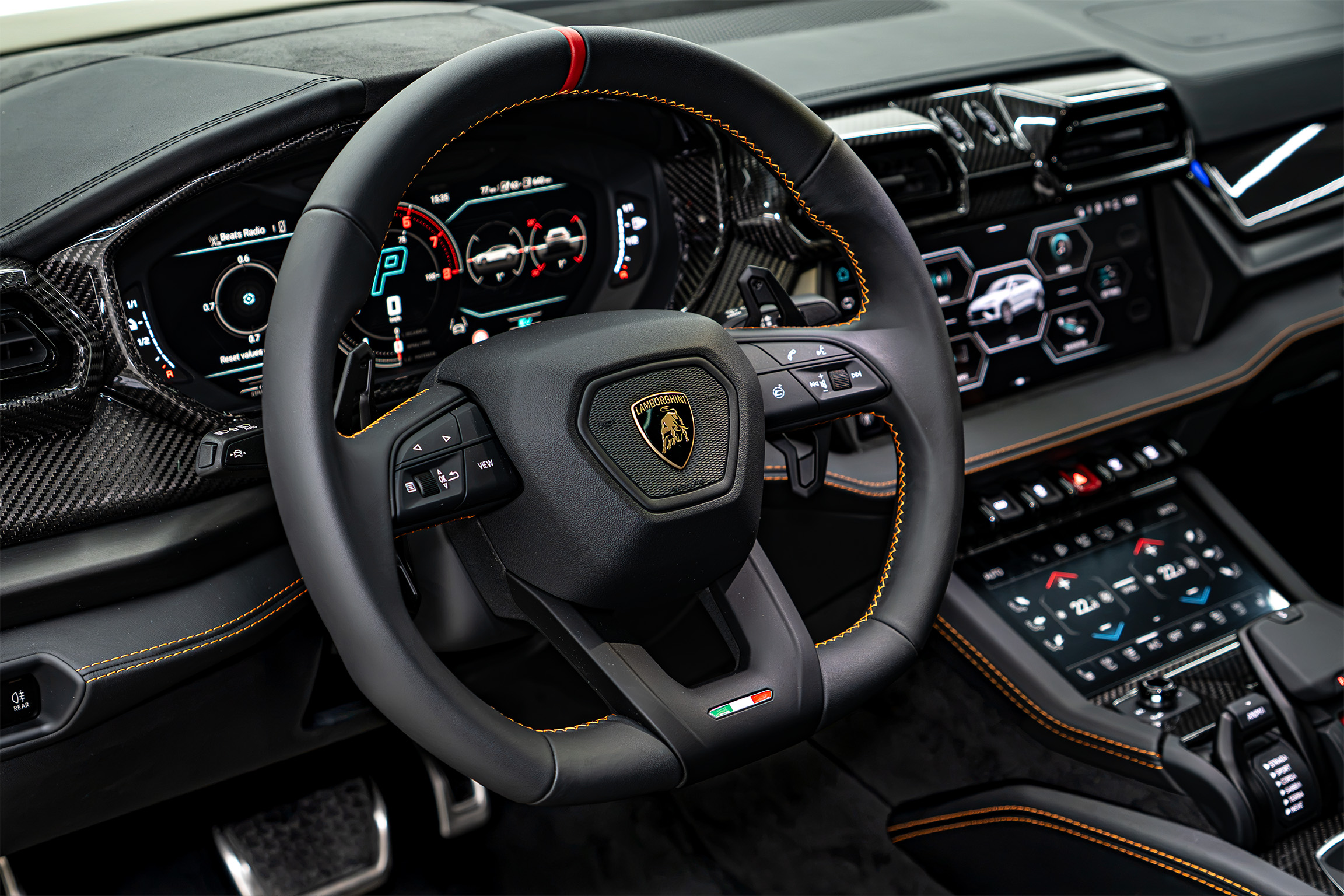 LAMBORGHINI photo 14