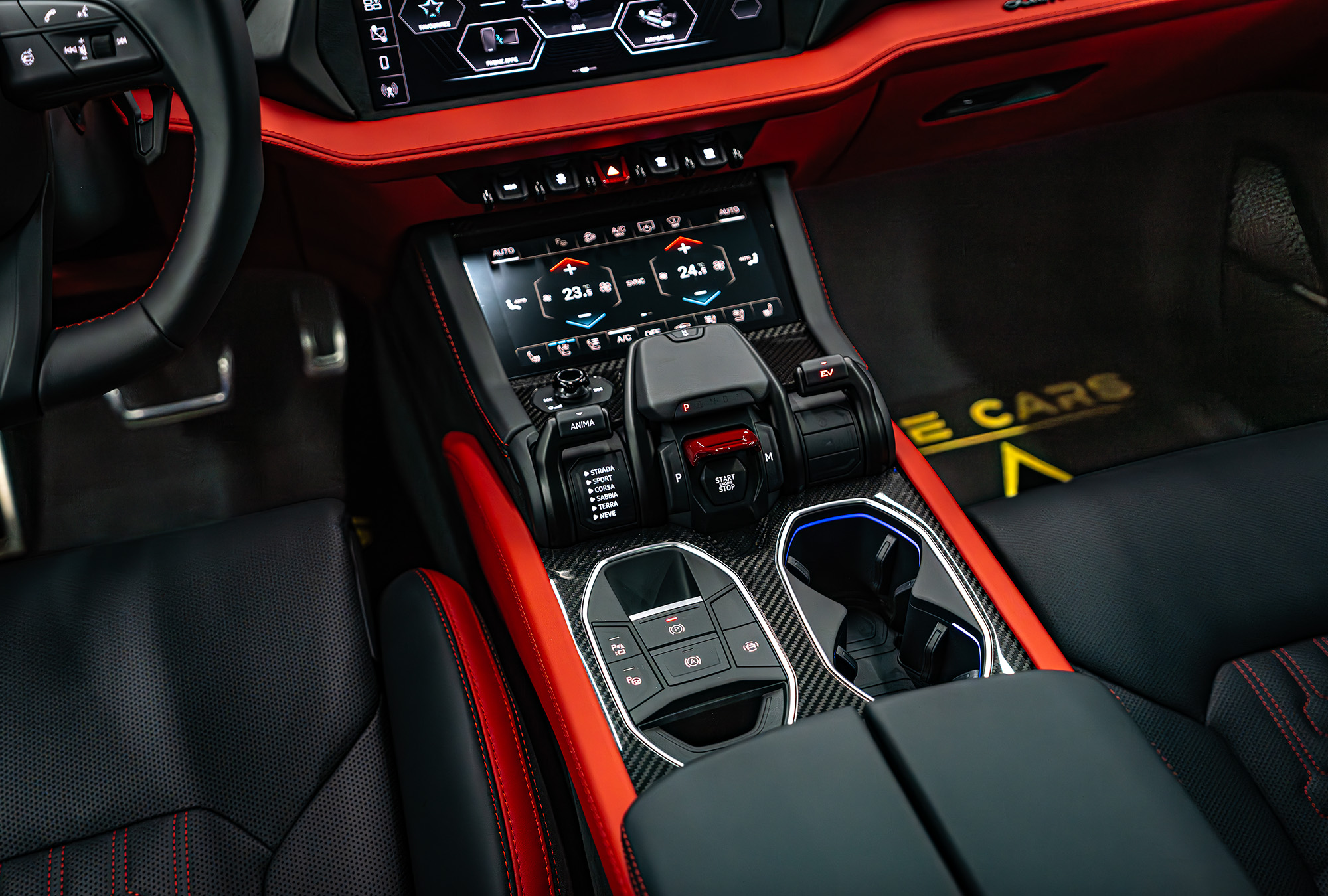 LAMBORGHINI photo 9