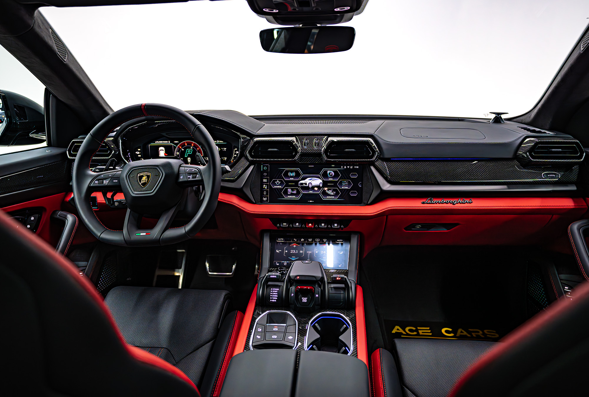 LAMBORGHINI photo 8