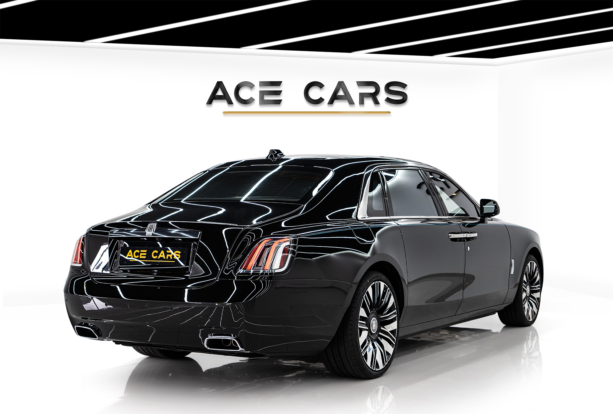 ROLLS ROYCE photo 2