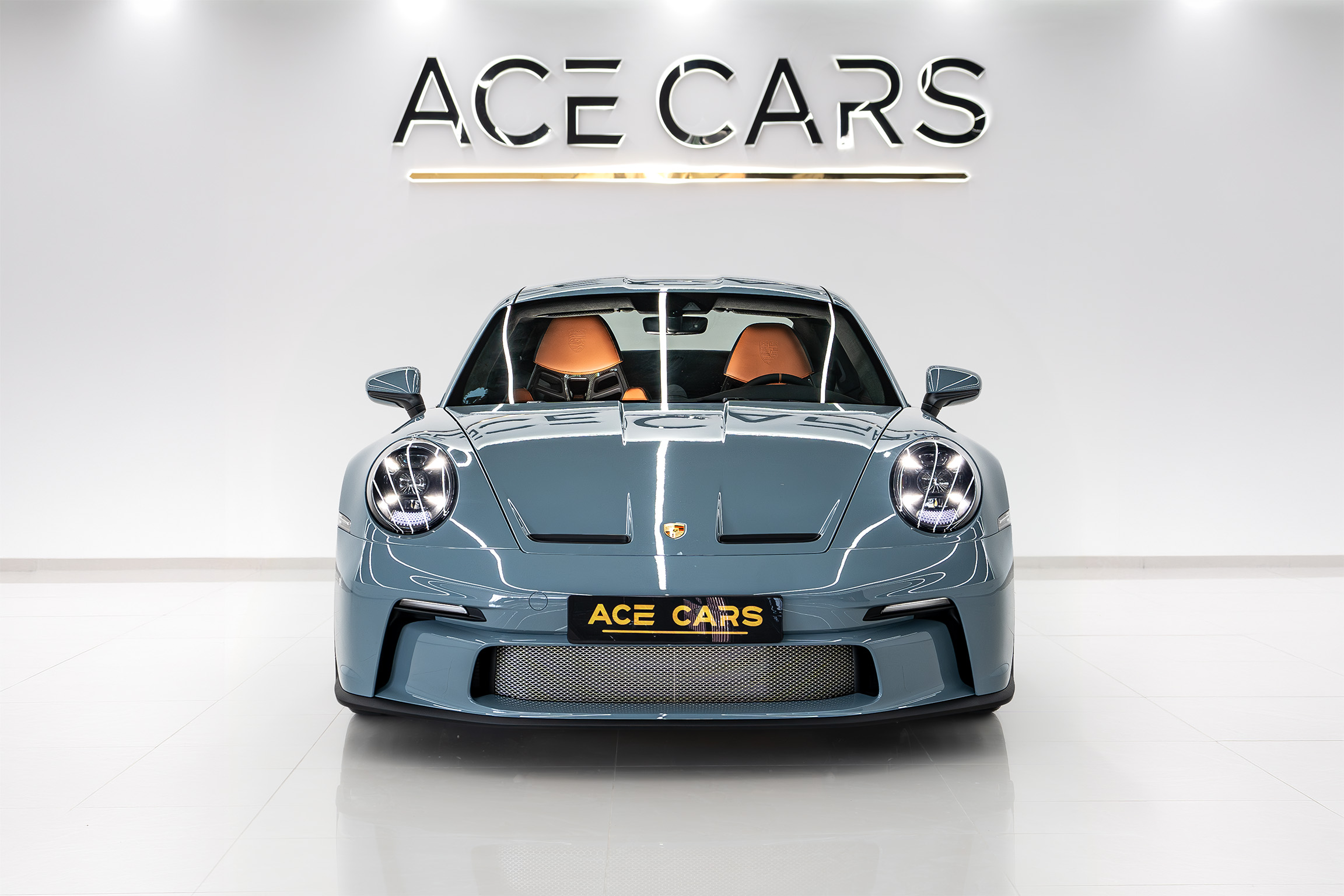 PORSCHE photo 3