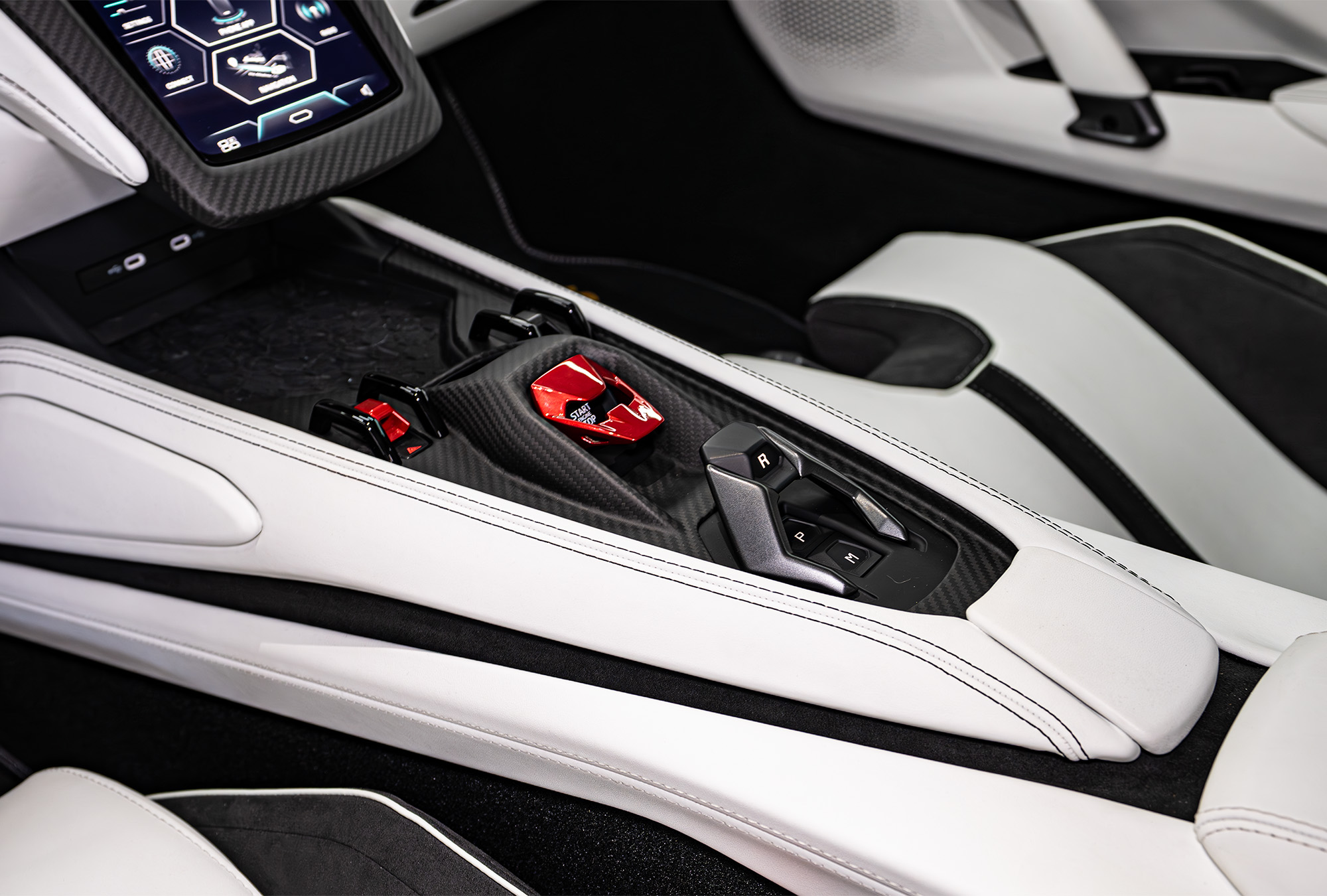 LAMBORGHINI photo 7