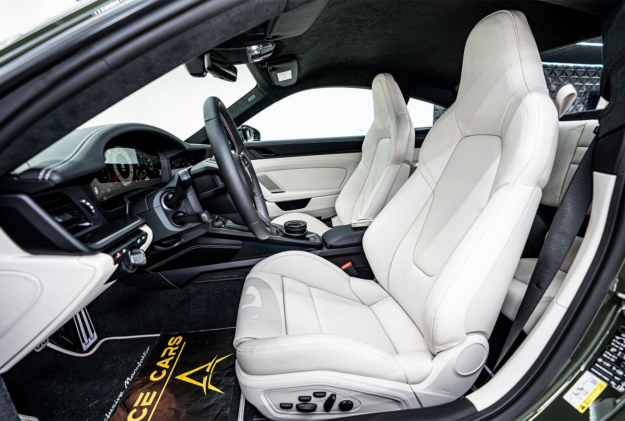 PORSCHE photo 5