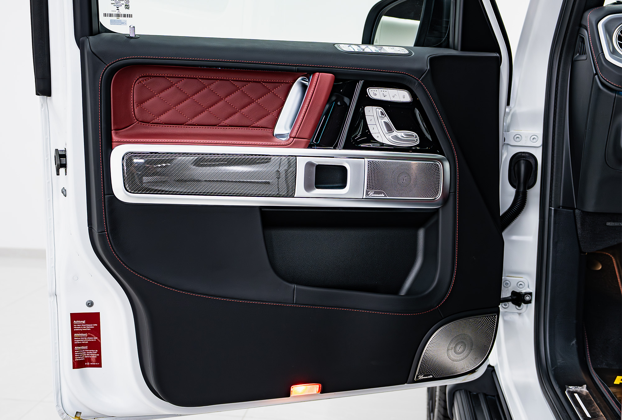MERCEDES-BENZ photo 19