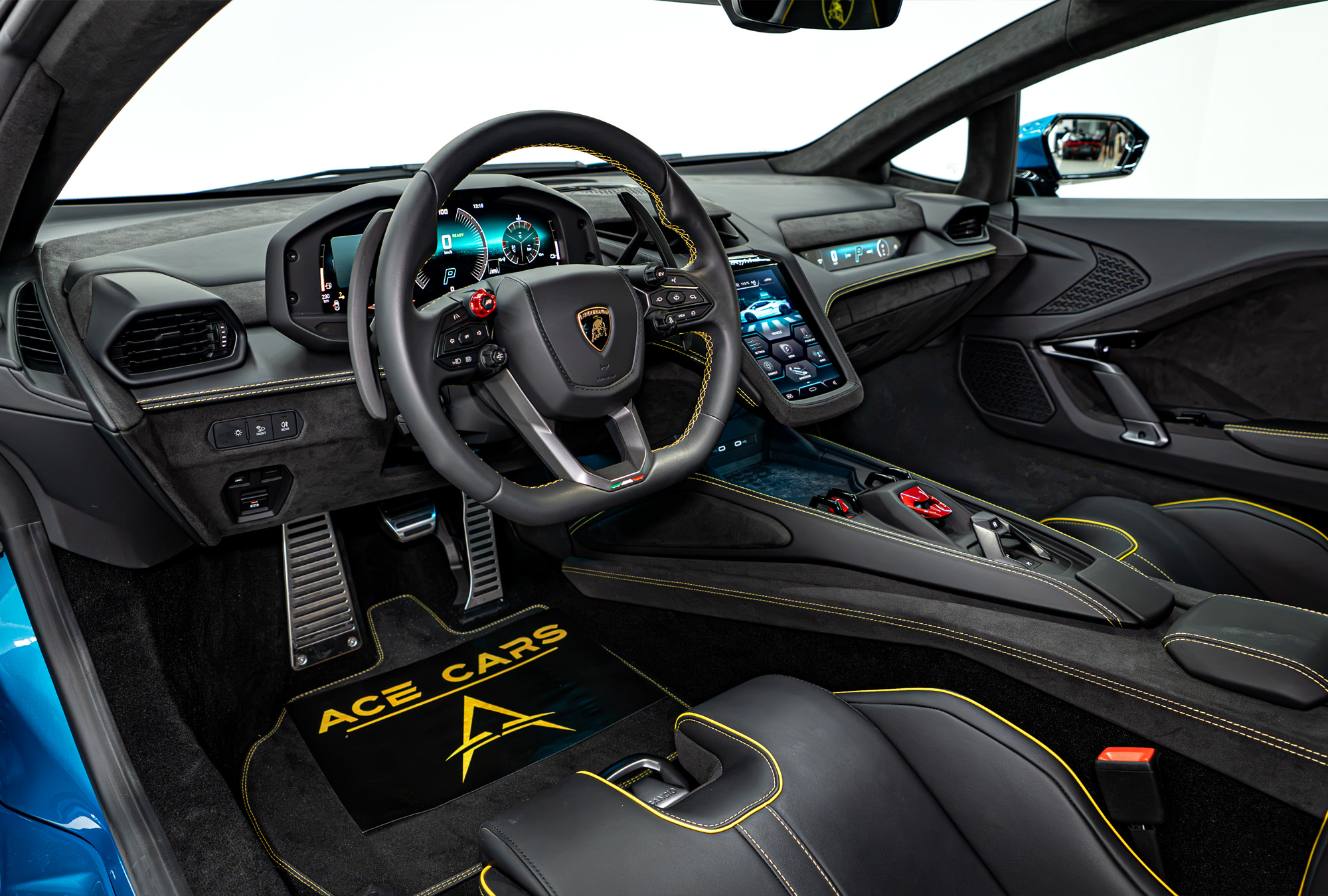 LAMBORGHINI photo 6