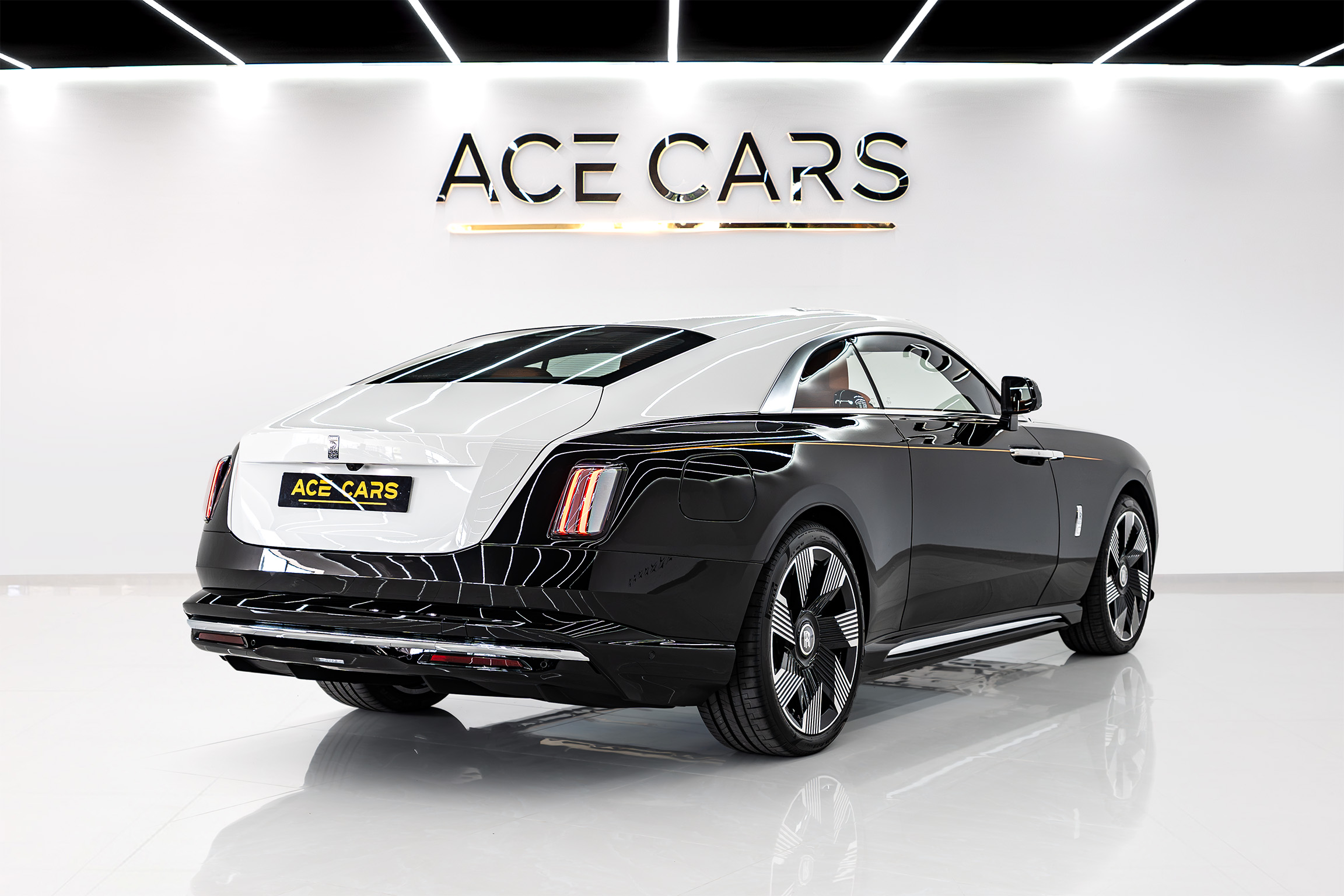 ROLLS ROYCE photo 2