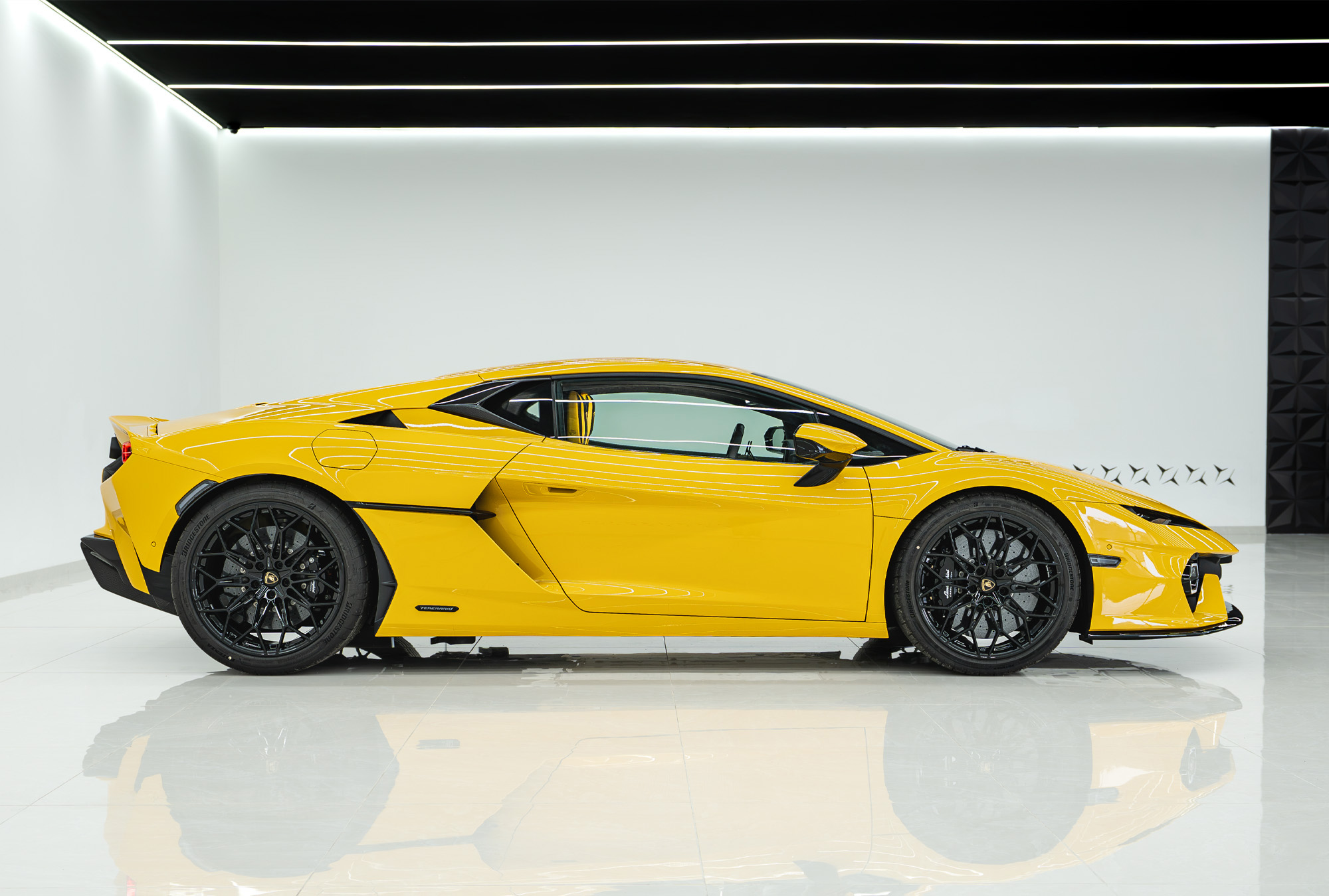 LAMBORGHINI photo 23