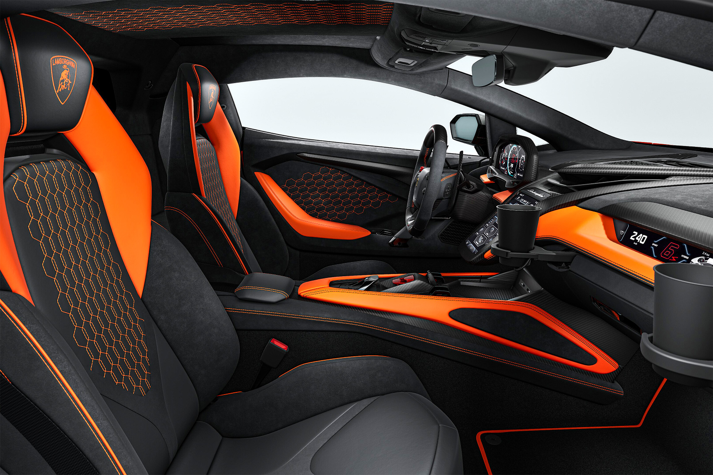 LAMBORGHINI photo 2