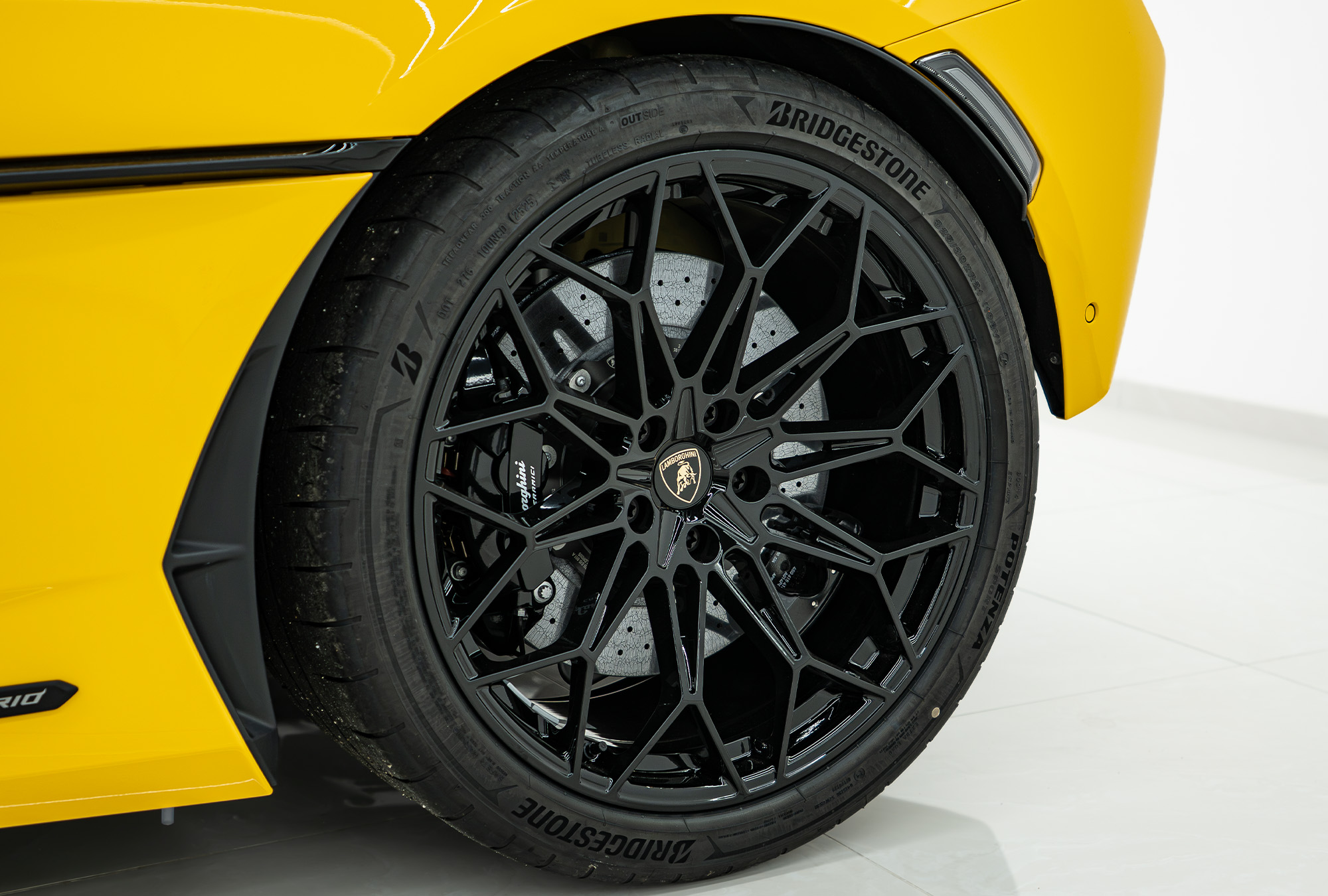LAMBORGHINI photo 21