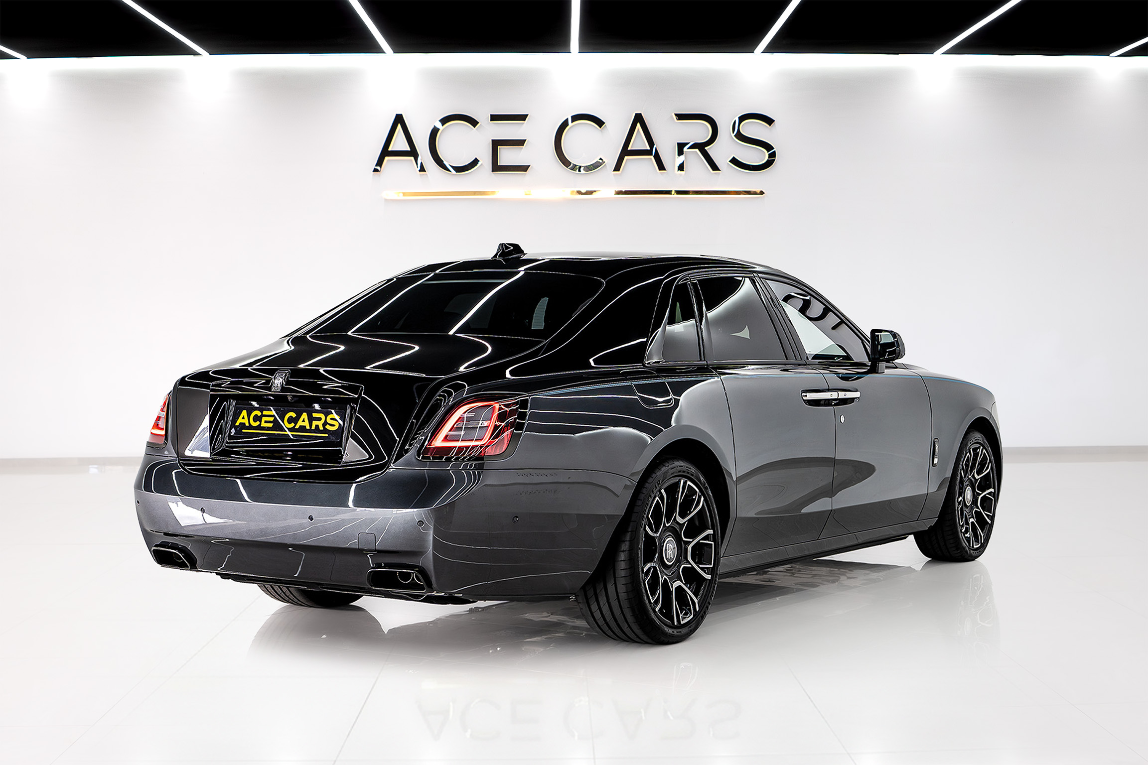 ROLLS ROYCE photo 2
